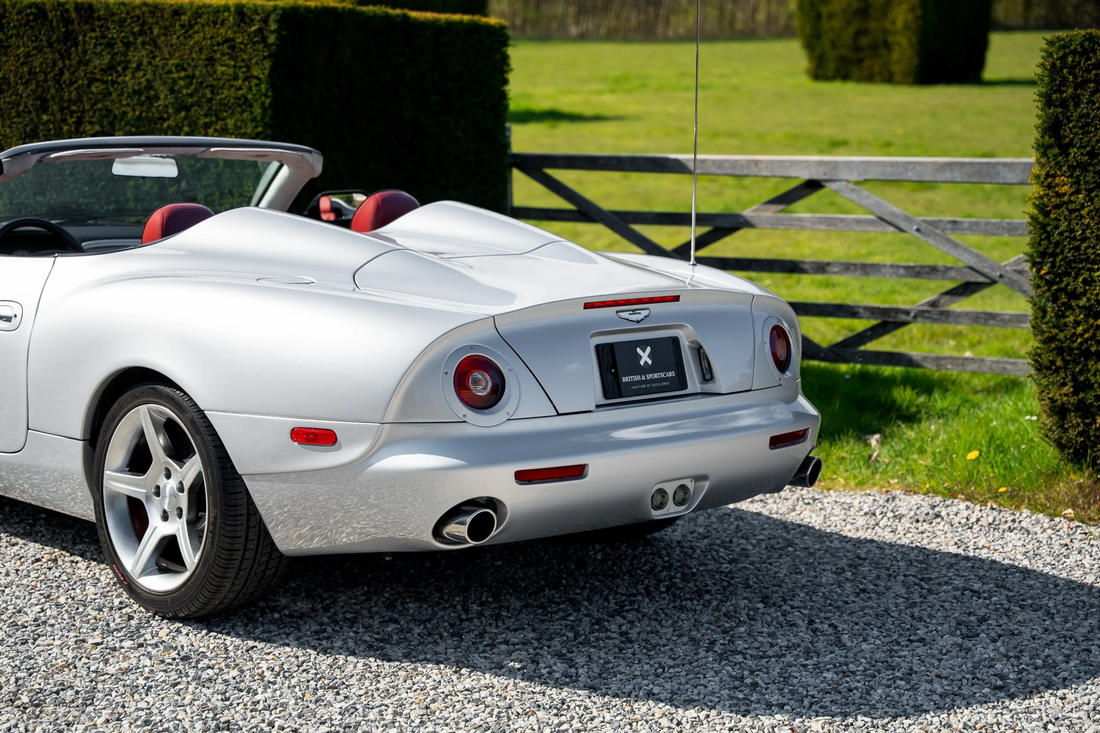Aston Martin AR1 Only 240 Miles - 84 of 99 Ex. - Just Serviced — photo 10
