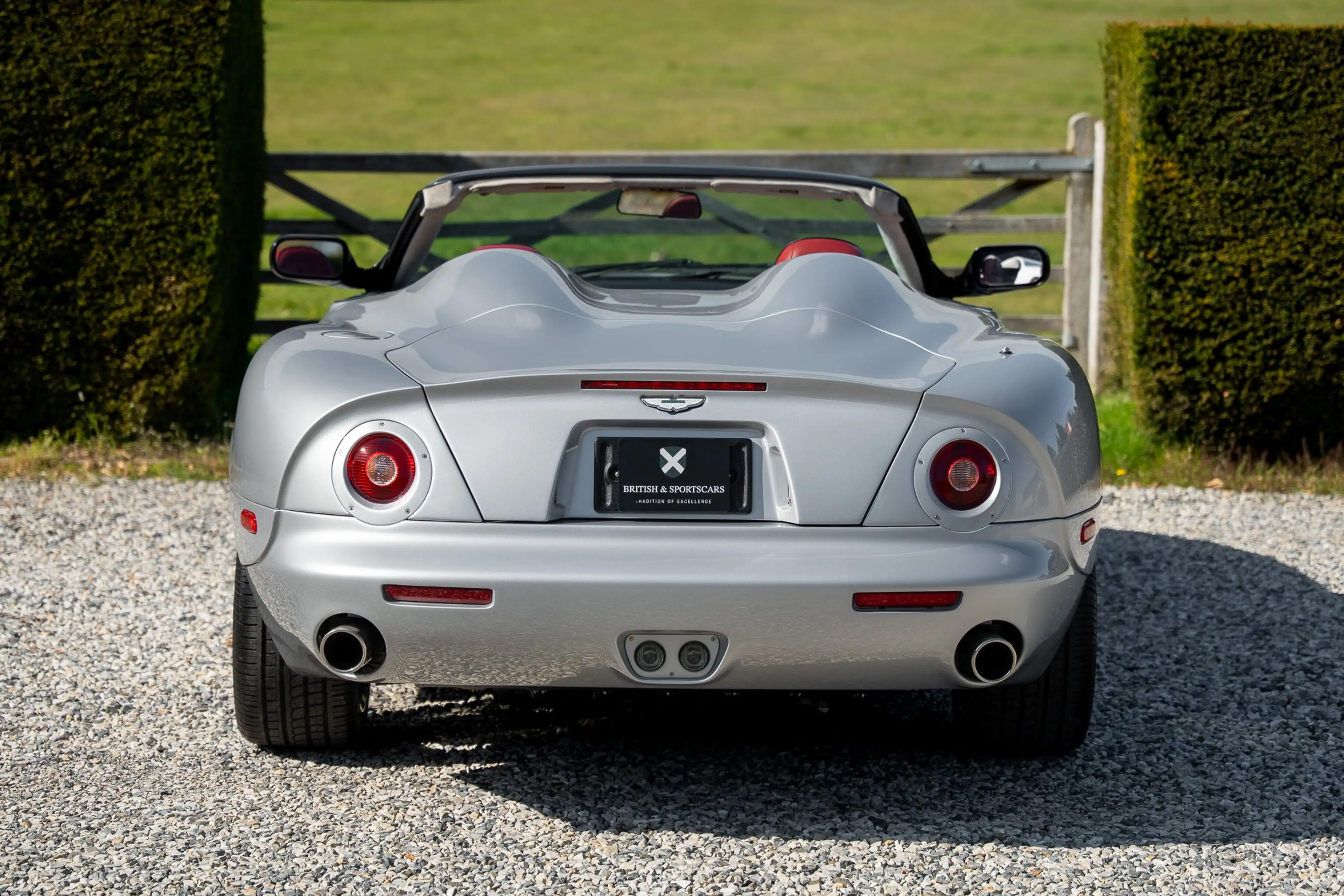 Aston Martin AR1 Only 240 Miles - 84 of 99 Ex. - Just Serviced — photo 6