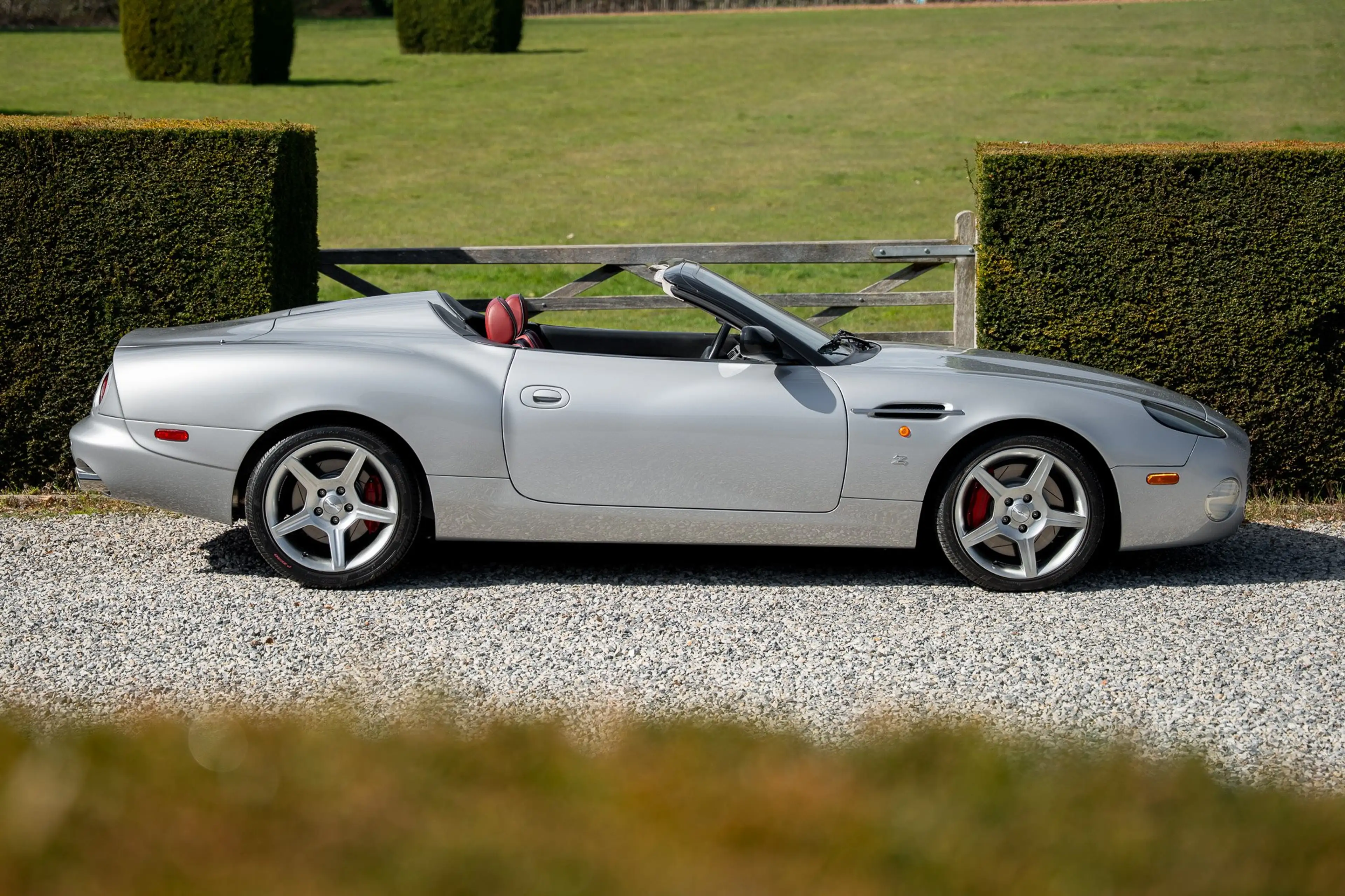 Aston Martin AR1 Only 240 Miles - 84 of 99 Ex. - Just Serviced — photo 4
