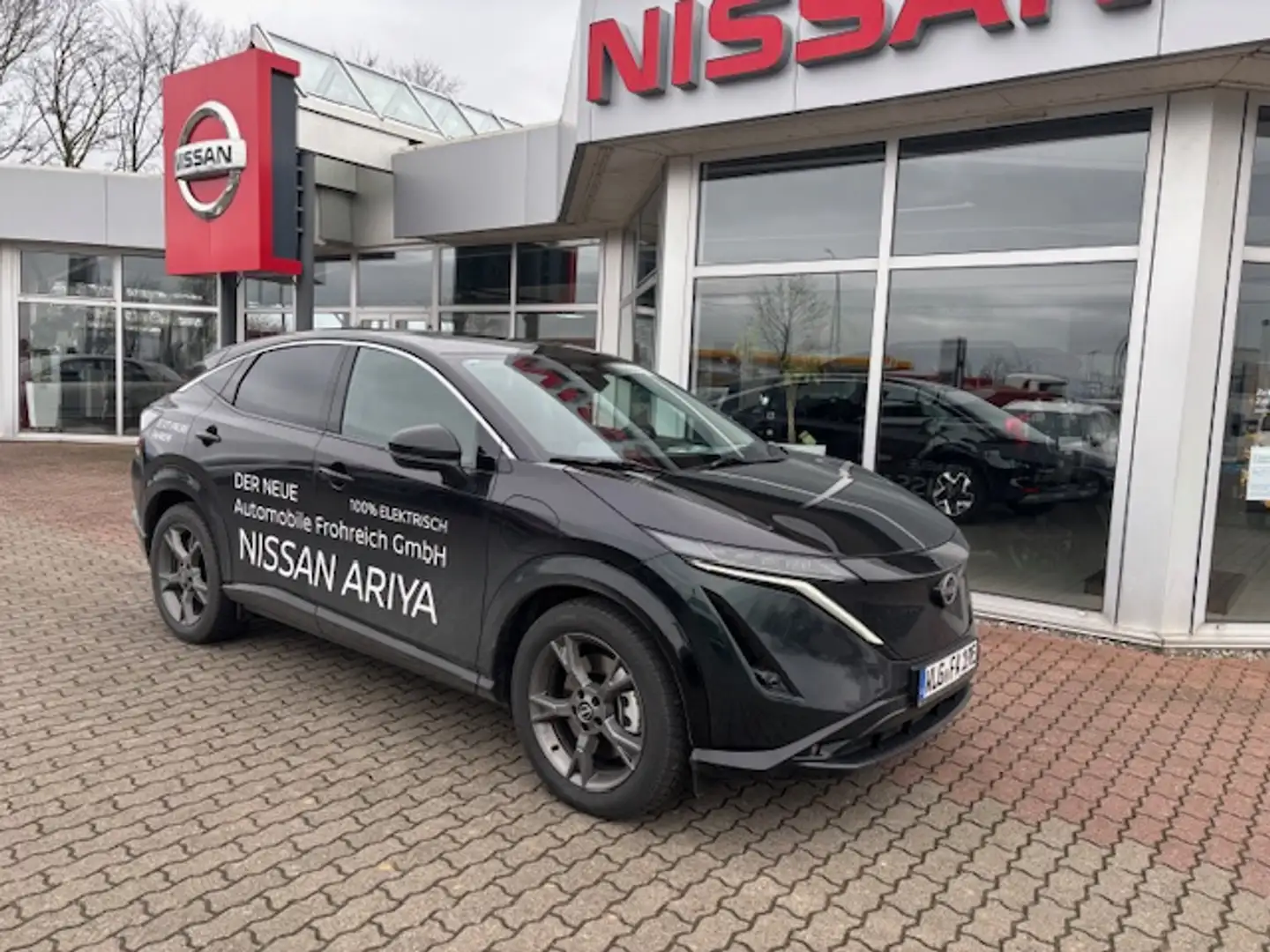 Nissan Ariya 87 kWh Advance Pack Vert - 1