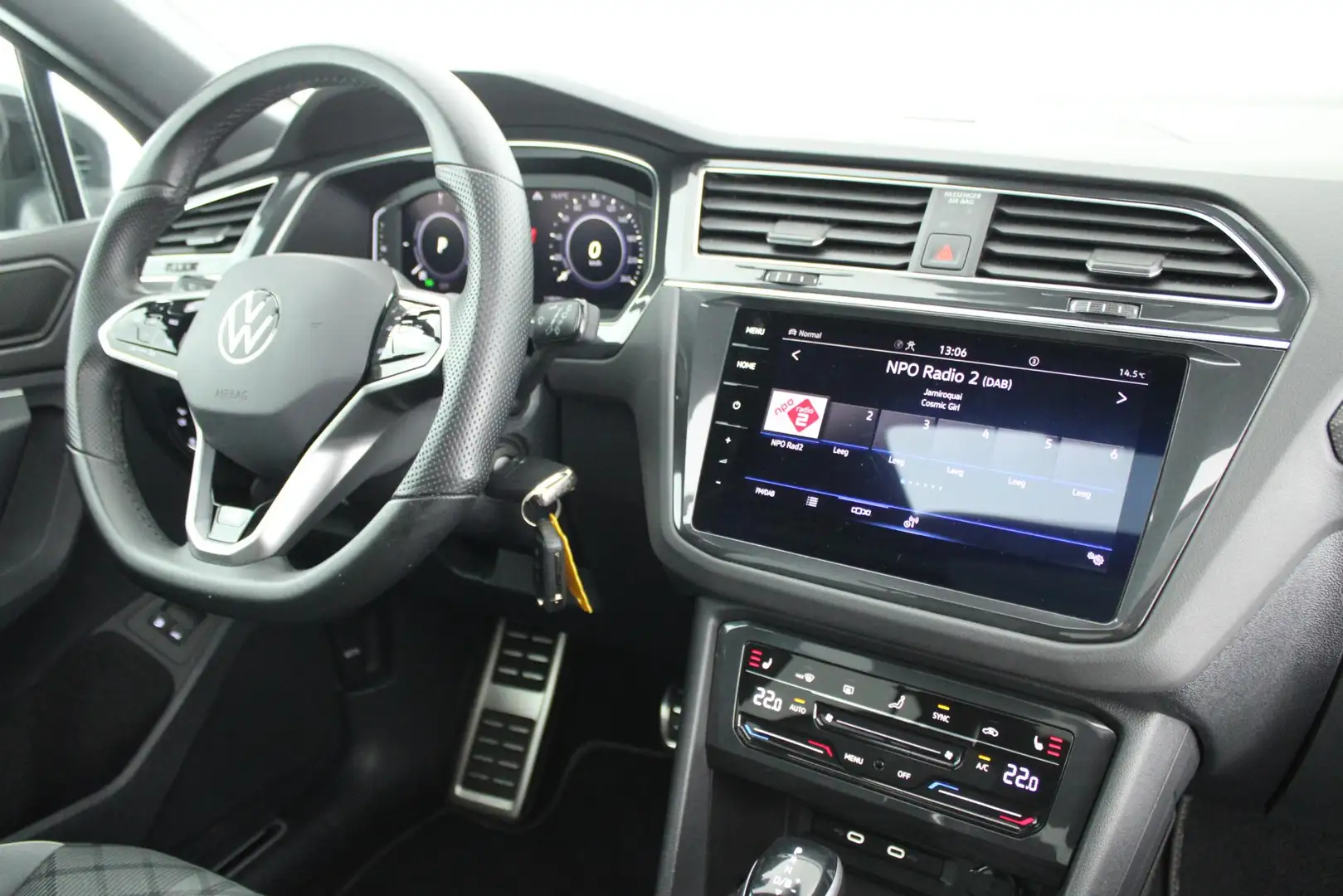 Volkswagen Tiguan 1.4 TSI 245pk eHybrid R-Line Business+ Black Style Schwarz - 2