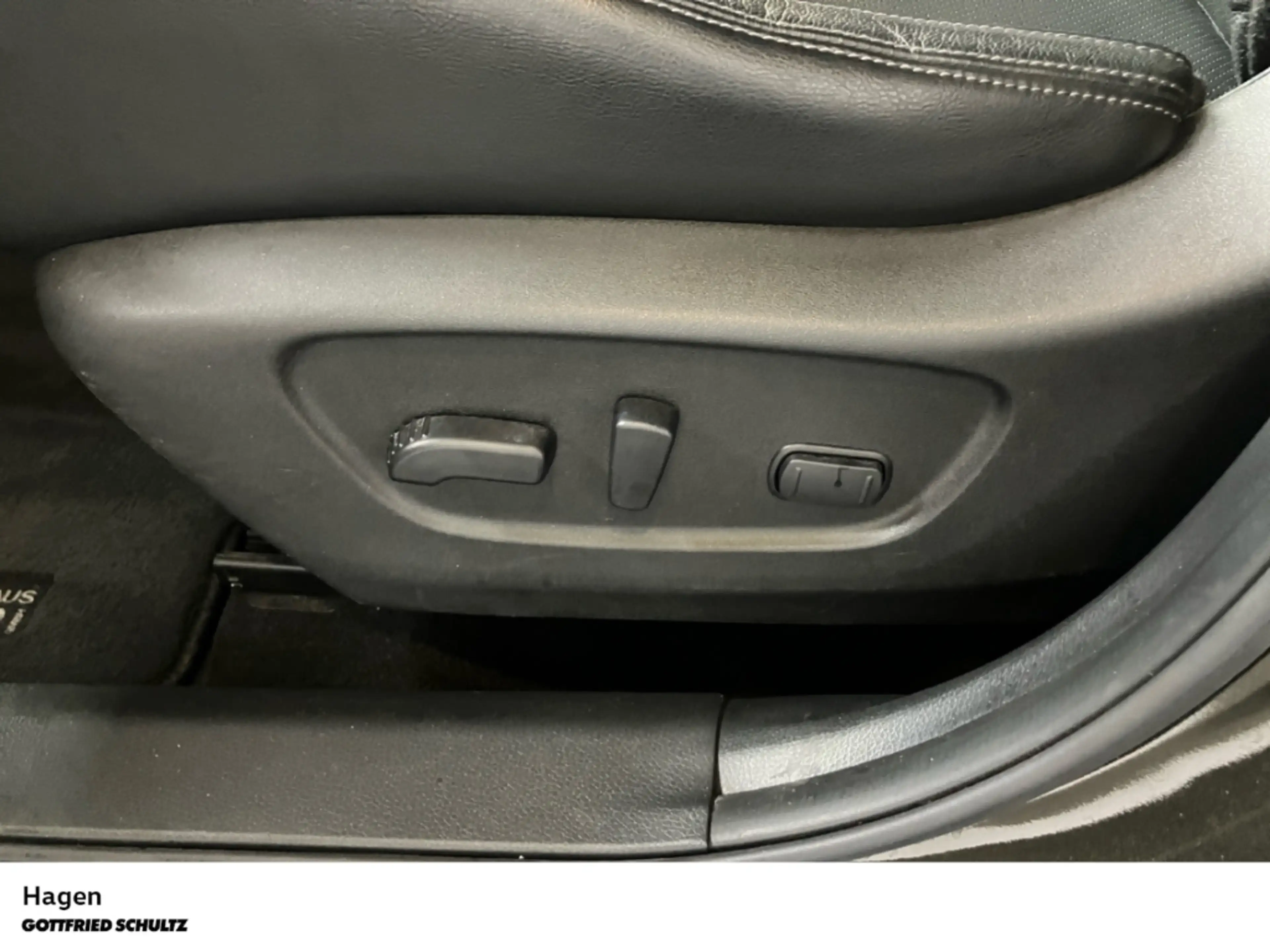 Nissan X-Trail Tekna PAN BOSE LEDER ACC KAMERA — photo 10