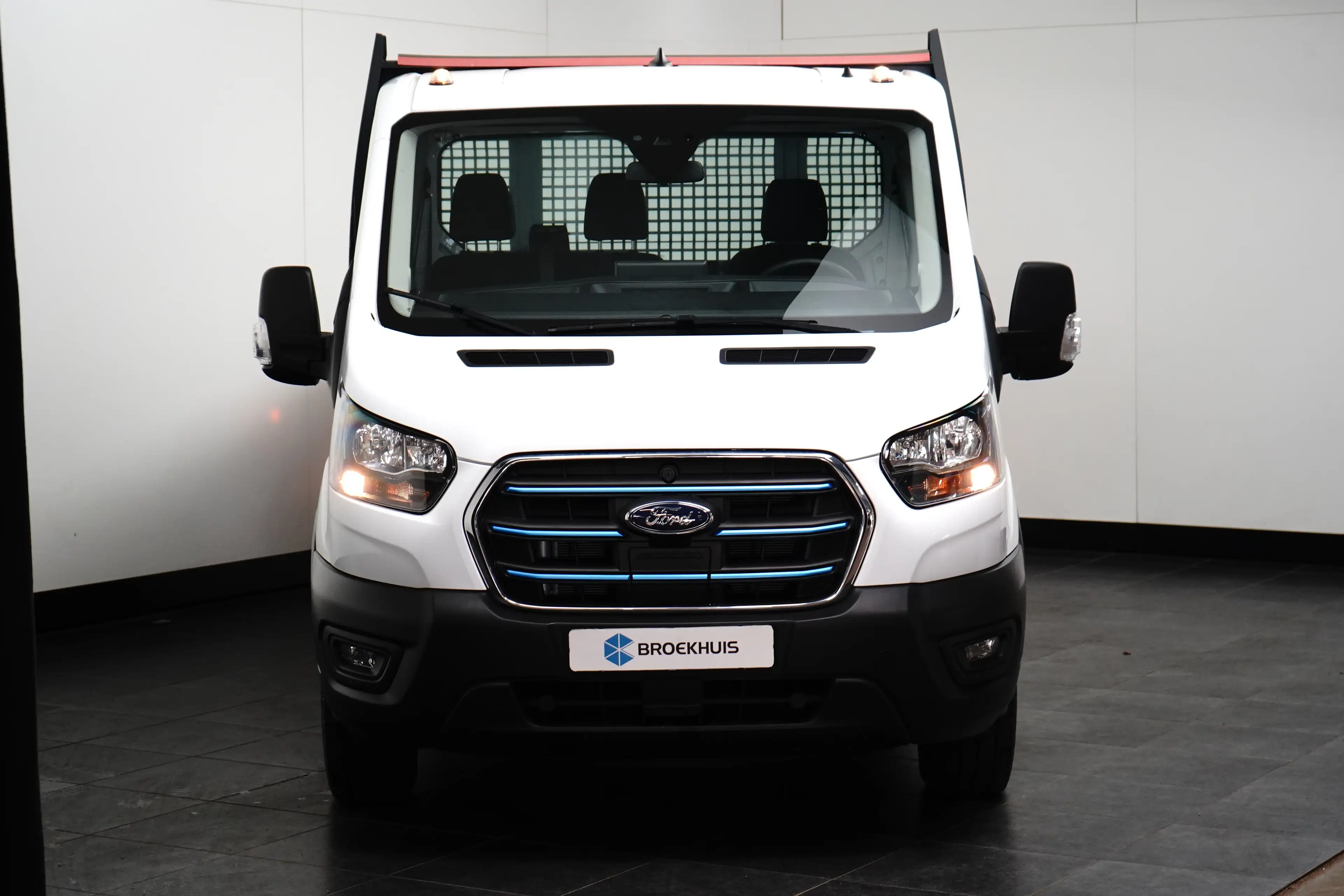 Ford E-Transit 350 L4H1 Trend 68 kWh Pick-Up | 269pk | Laadbak | — photo 2