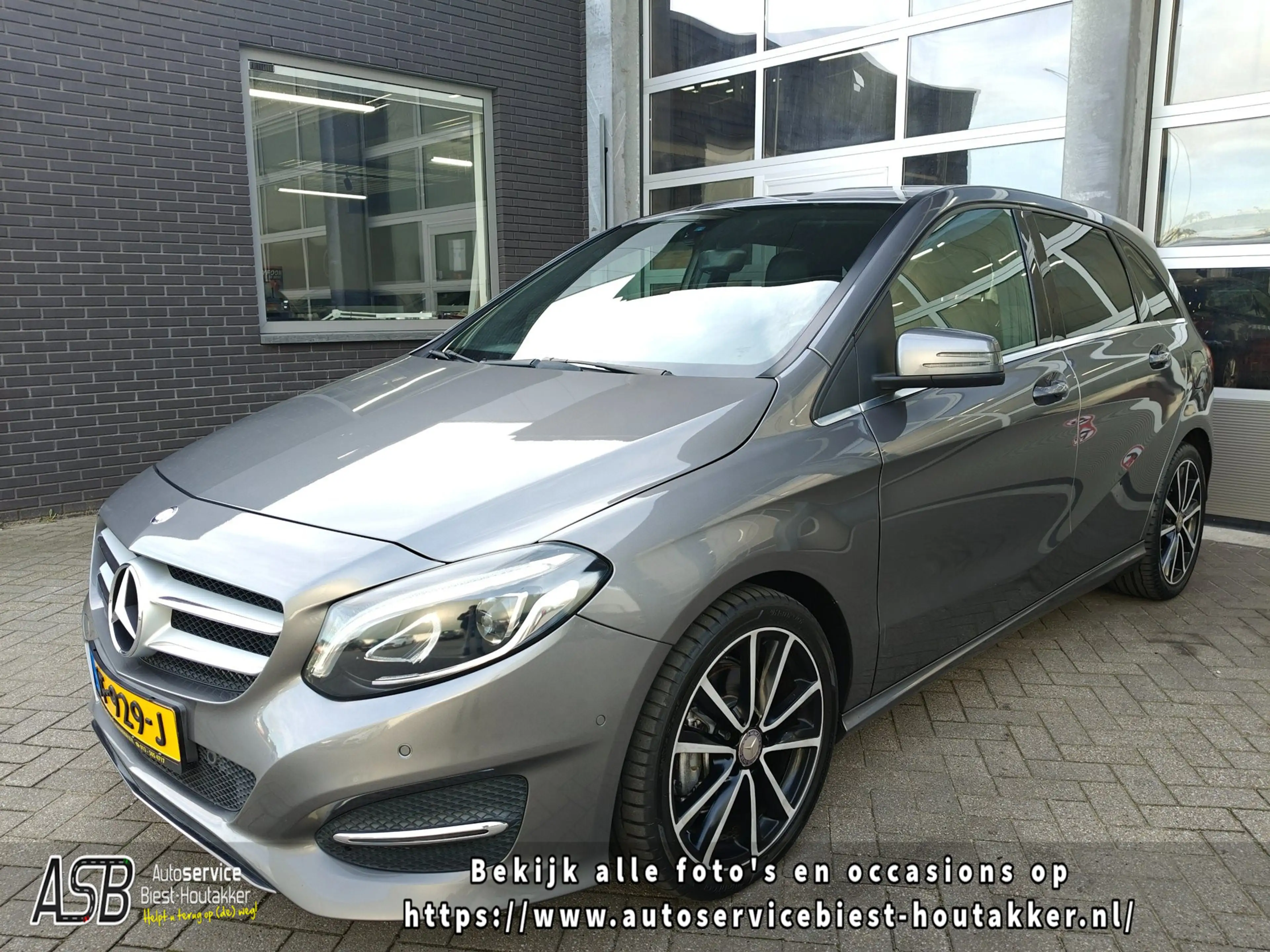 Mercedes-Benz B 180 Ambition | Automaat | Navigatie | Start/ Stop | Cr — photo 3