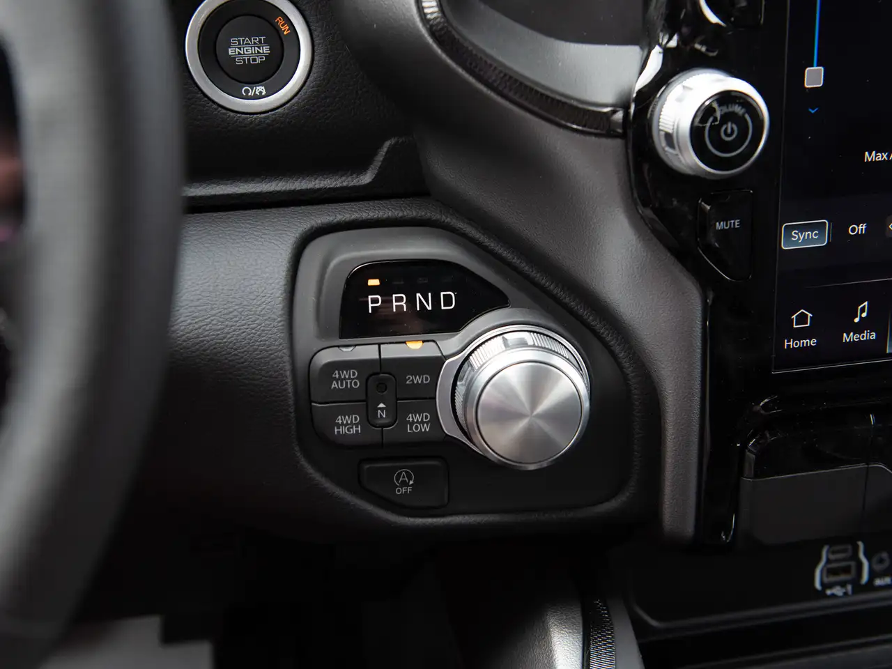 RAM 1500 photo RAM 1500