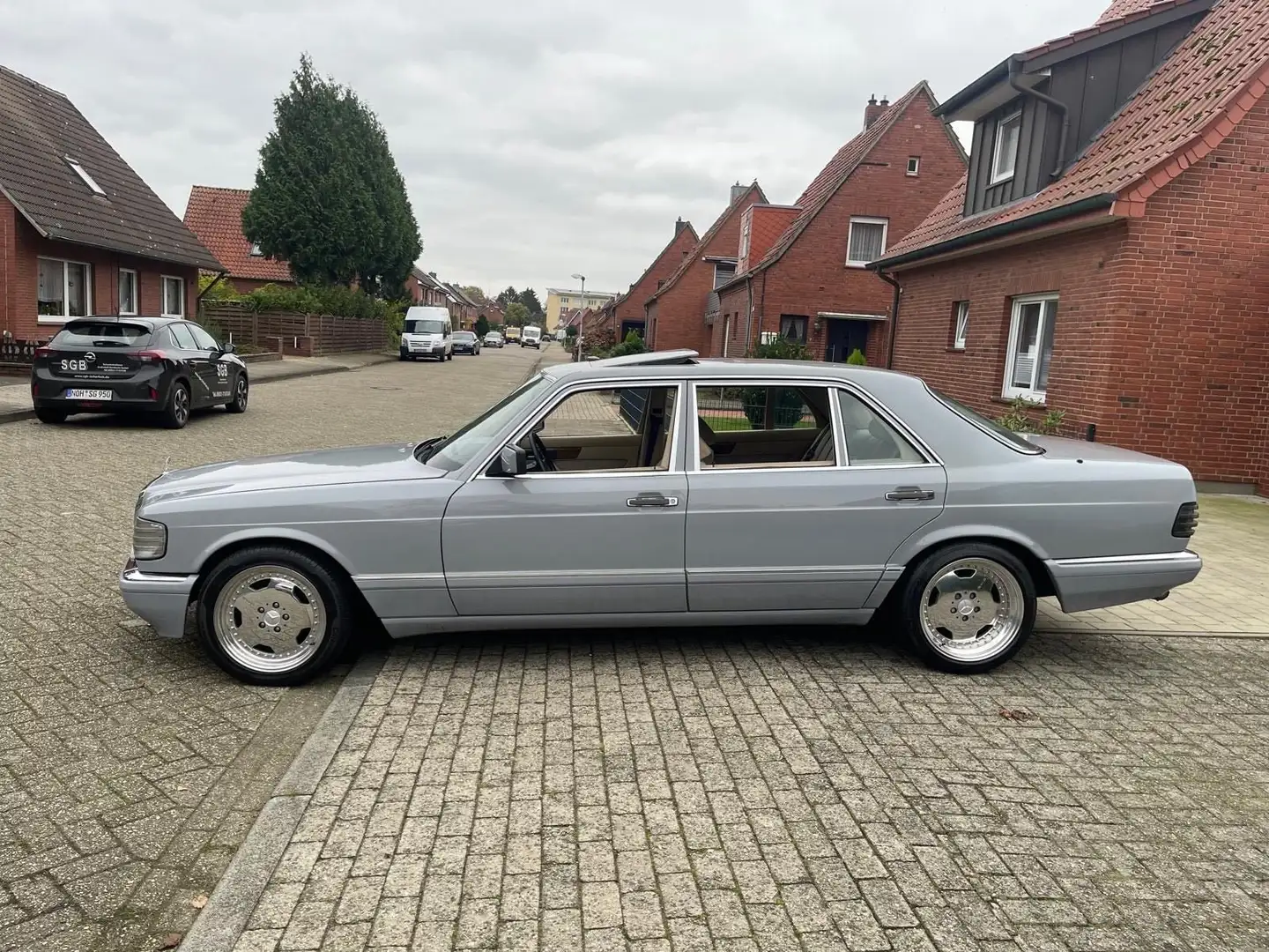 Mercedes-Benz 300 300 SEL Gri - 1