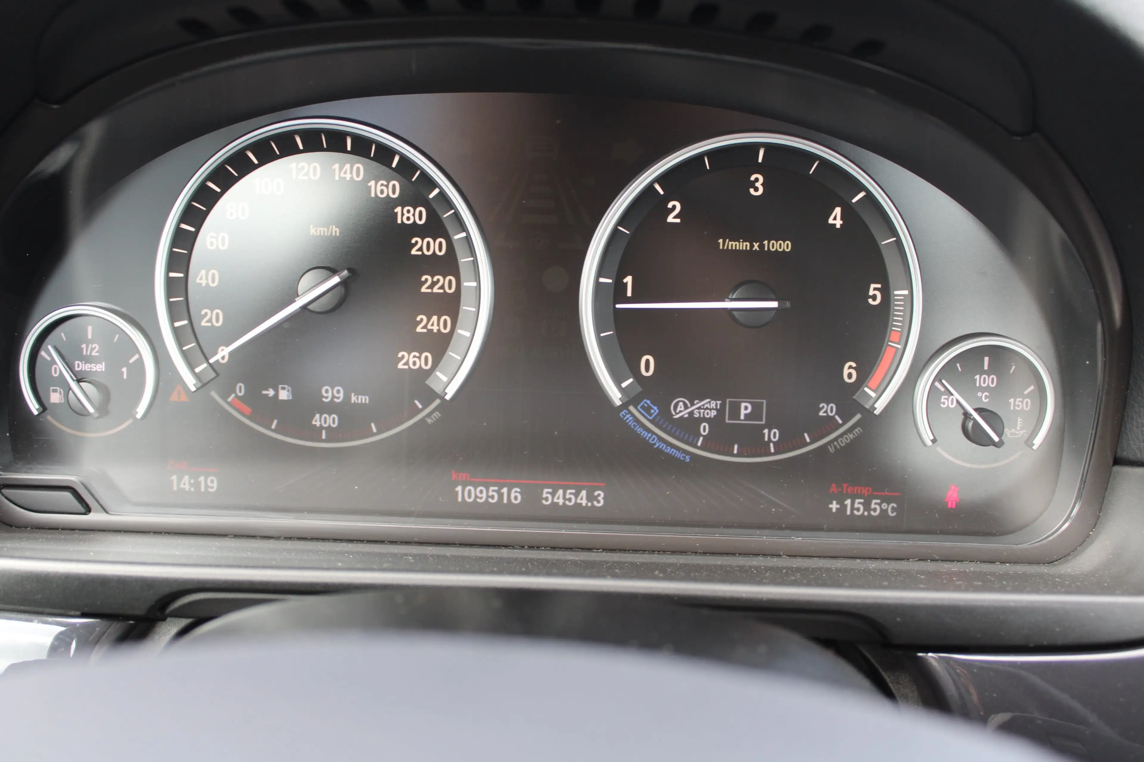 BMW 525 525 d xDrive — photo 14