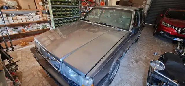 Volvo 760