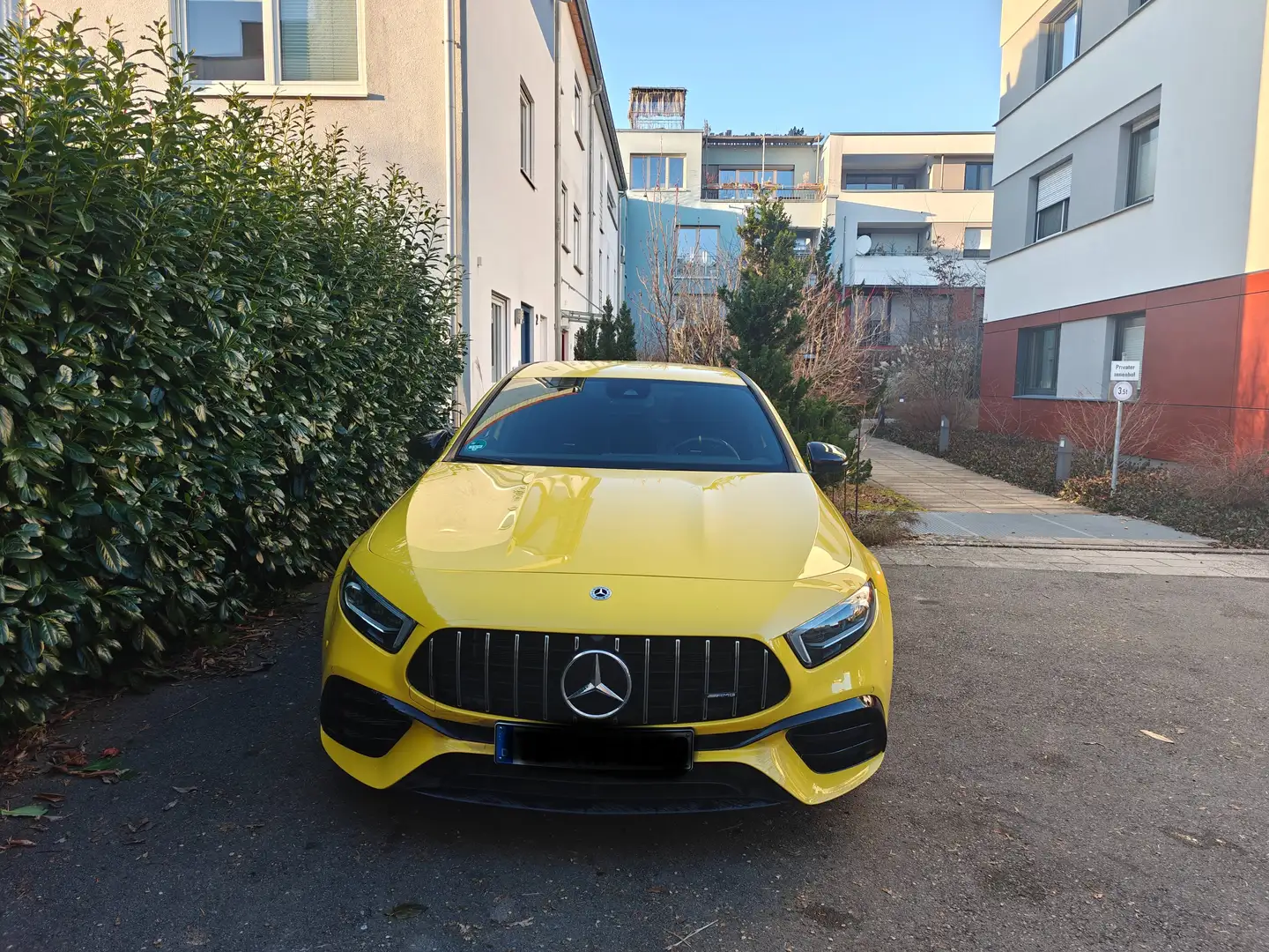 Mercedes-Benz A 45 AMG AMG A 45 S 4Matic+ AMG Gelb - 1