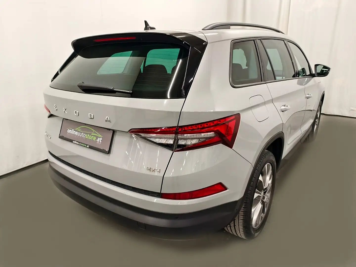 Skoda Kodiaq 2,0 TDI 4x4 DSG, Matrix-LED, AHV, Vir.Cockpit Grau - 2