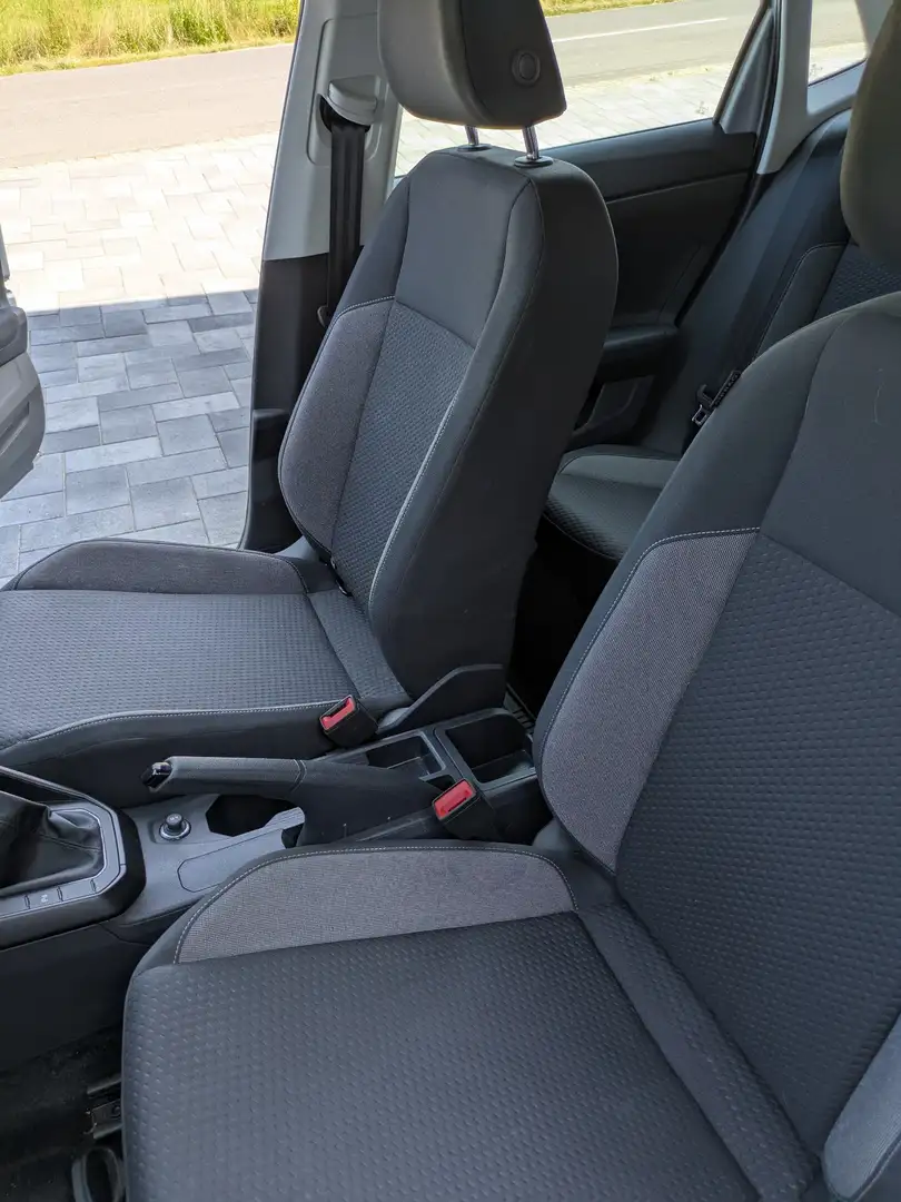 Volkswagen Polo 1,0 Grau - 1