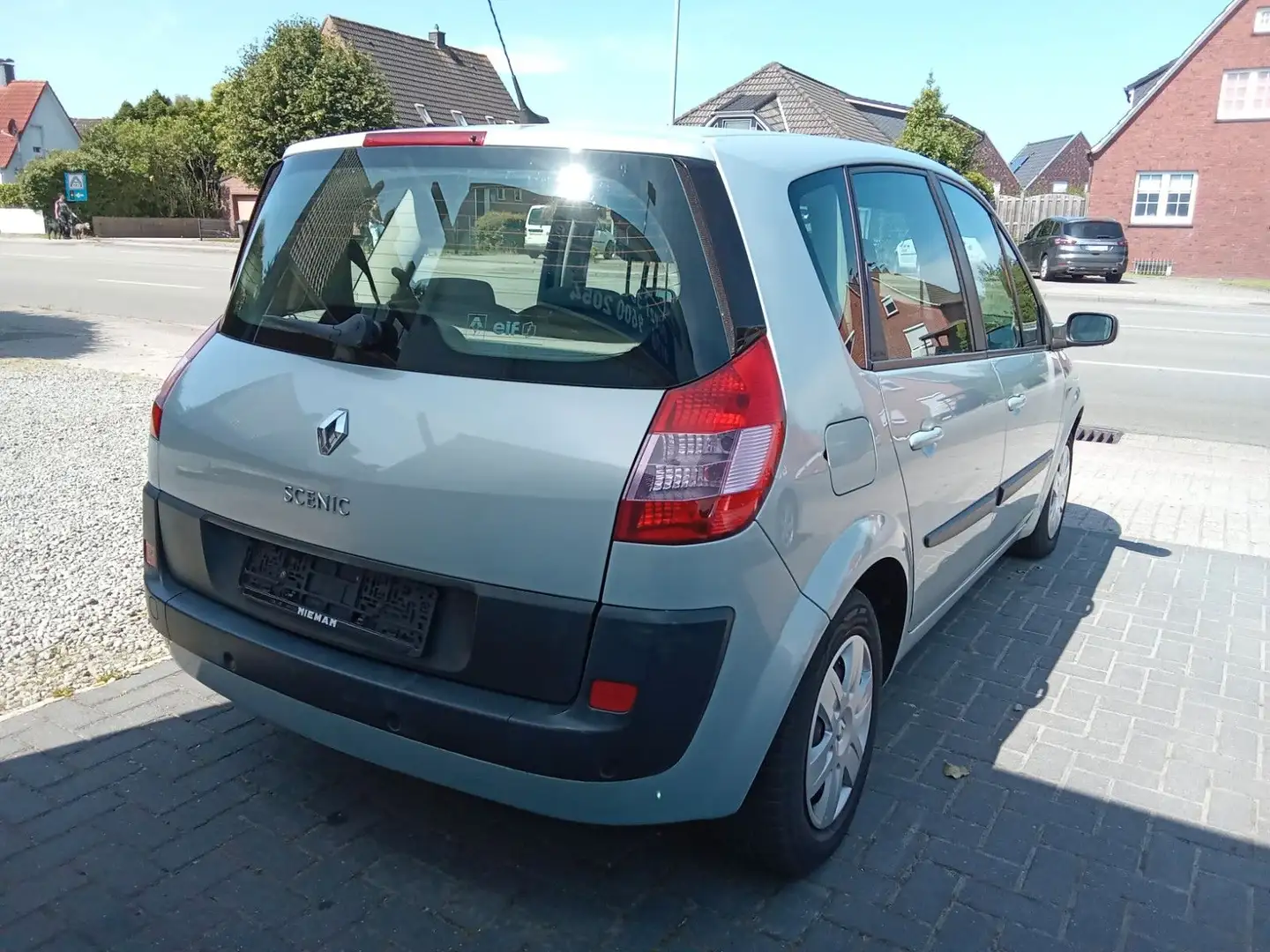 Renault Scenic TÜV NEU, 1 JAHR GEWÄHRLEISTUNG Zilver - 2