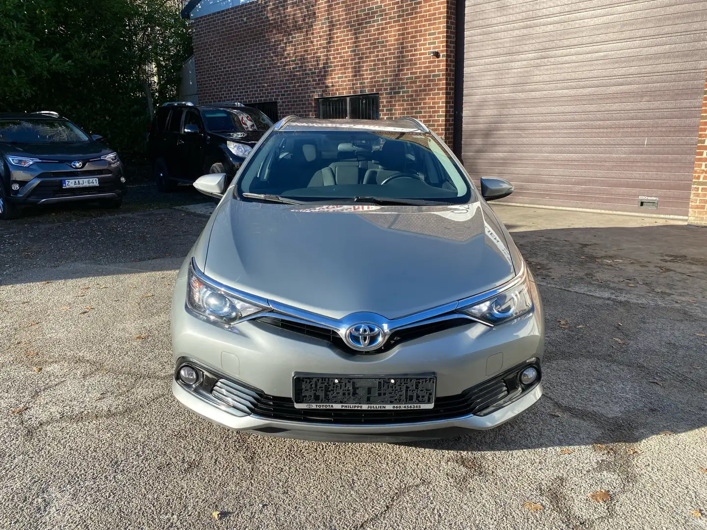 Toyota Auris SW 1.8i HSD Comfort E-CVT - 2