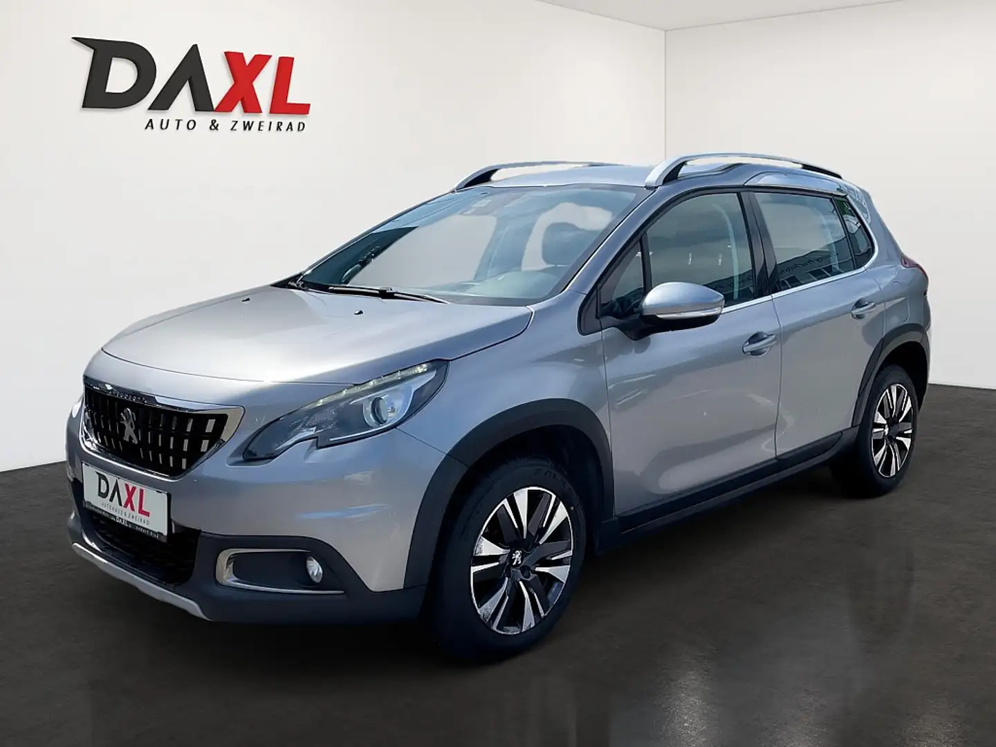 Peugeot 2008 1,6 BHDI 100 S&S Allure *Navi* Grijs - 1