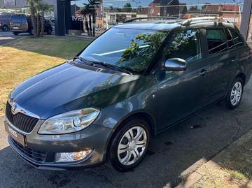 * 1.6 TDI* CLIM* CAPTEUR DE RECUL* VOLANT MULTI*