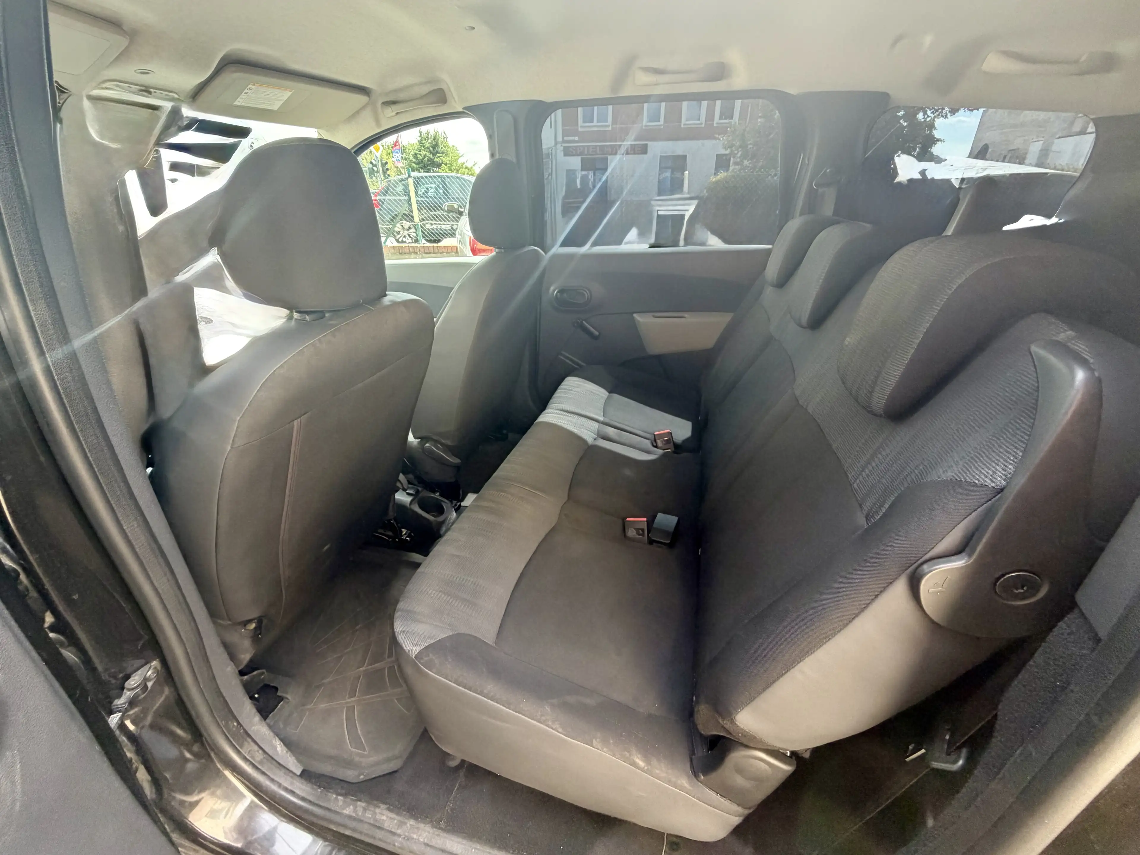 Dacia Lodgy Ambiance 1.2 * Klima * GRA * 7 Sitze * HU neu — photo 15
