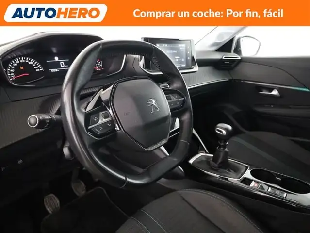 Peugeot 208 view 12
