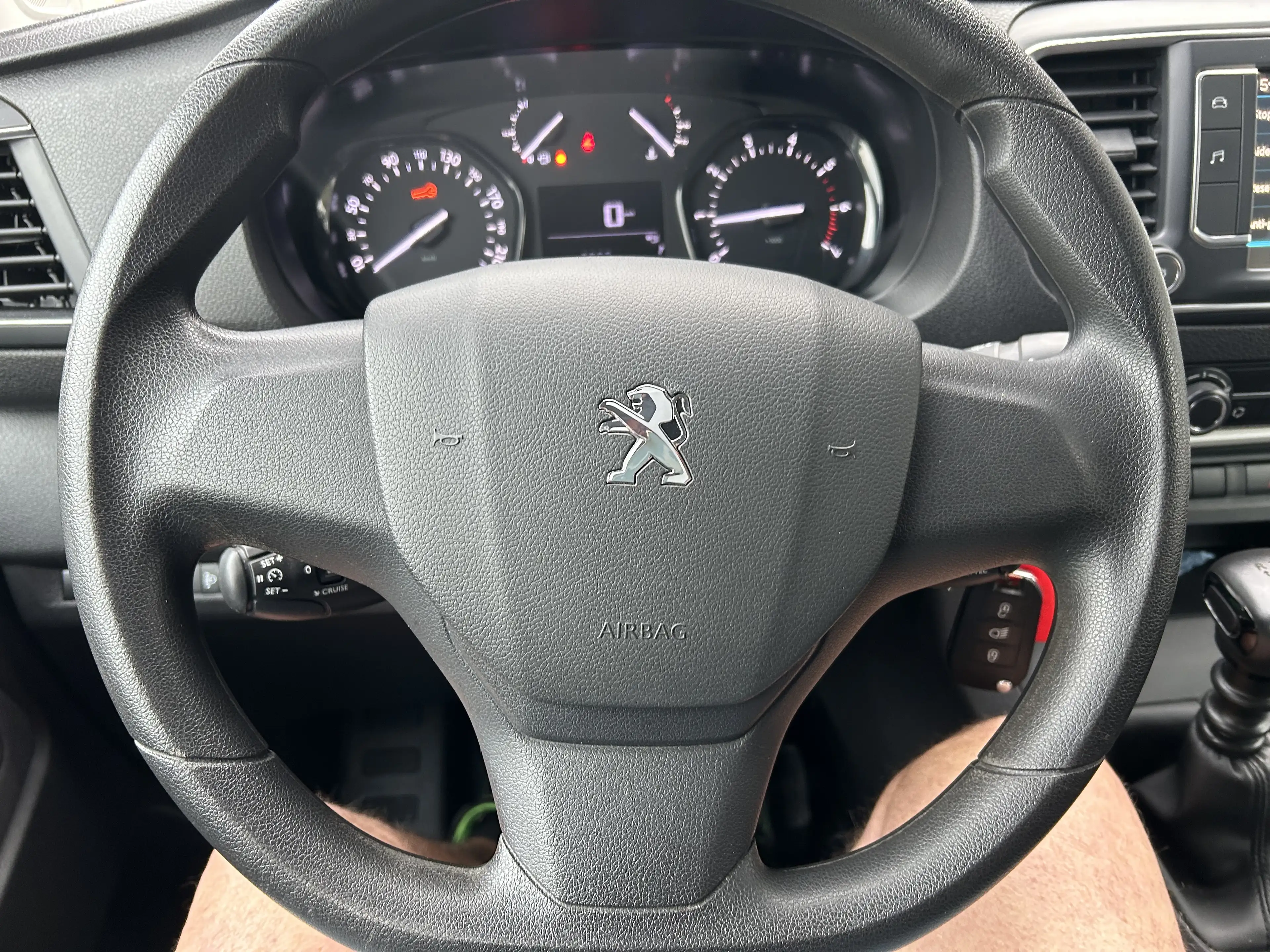 Peugeot Traveller 1.5 BlueHDi L3 9 PLACES 41017 KM GARANTIE12 MOIS — photo 9