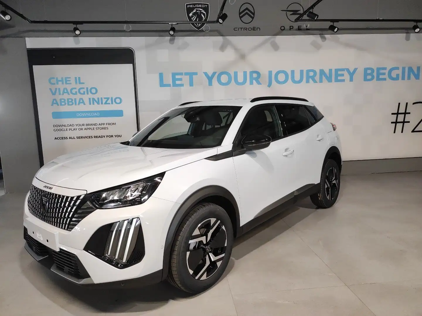 Peugeot 2008 PureTech 100 S&S Allure Bianco - 1