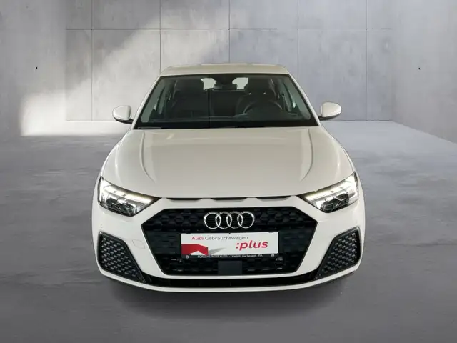 Audi A1 view 7