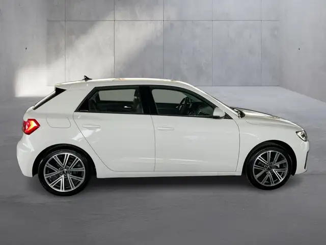 Audi A1 view 6
