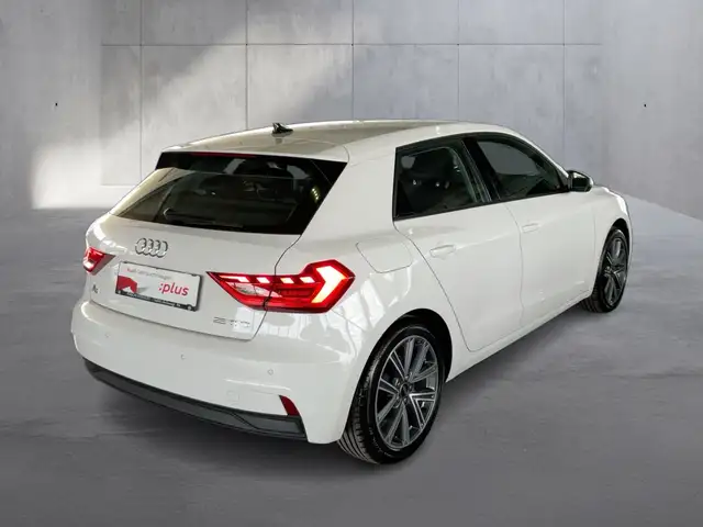 Audi A1 view 5