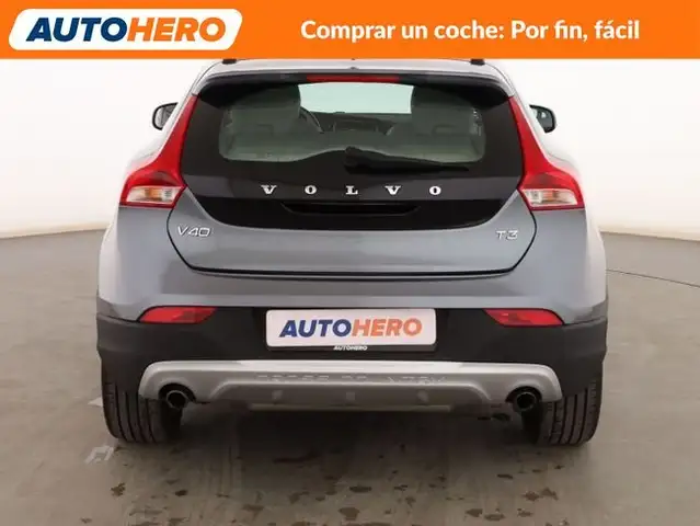 Volvo V40 view 5