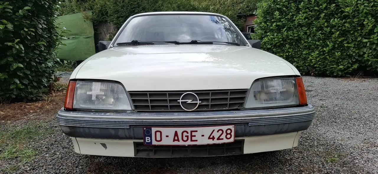 Opel Rekord, foto 1