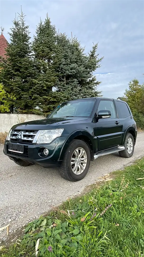 Mitsubishi Pajero Intense Österreich 3,2 DI-D TD Grau - 1