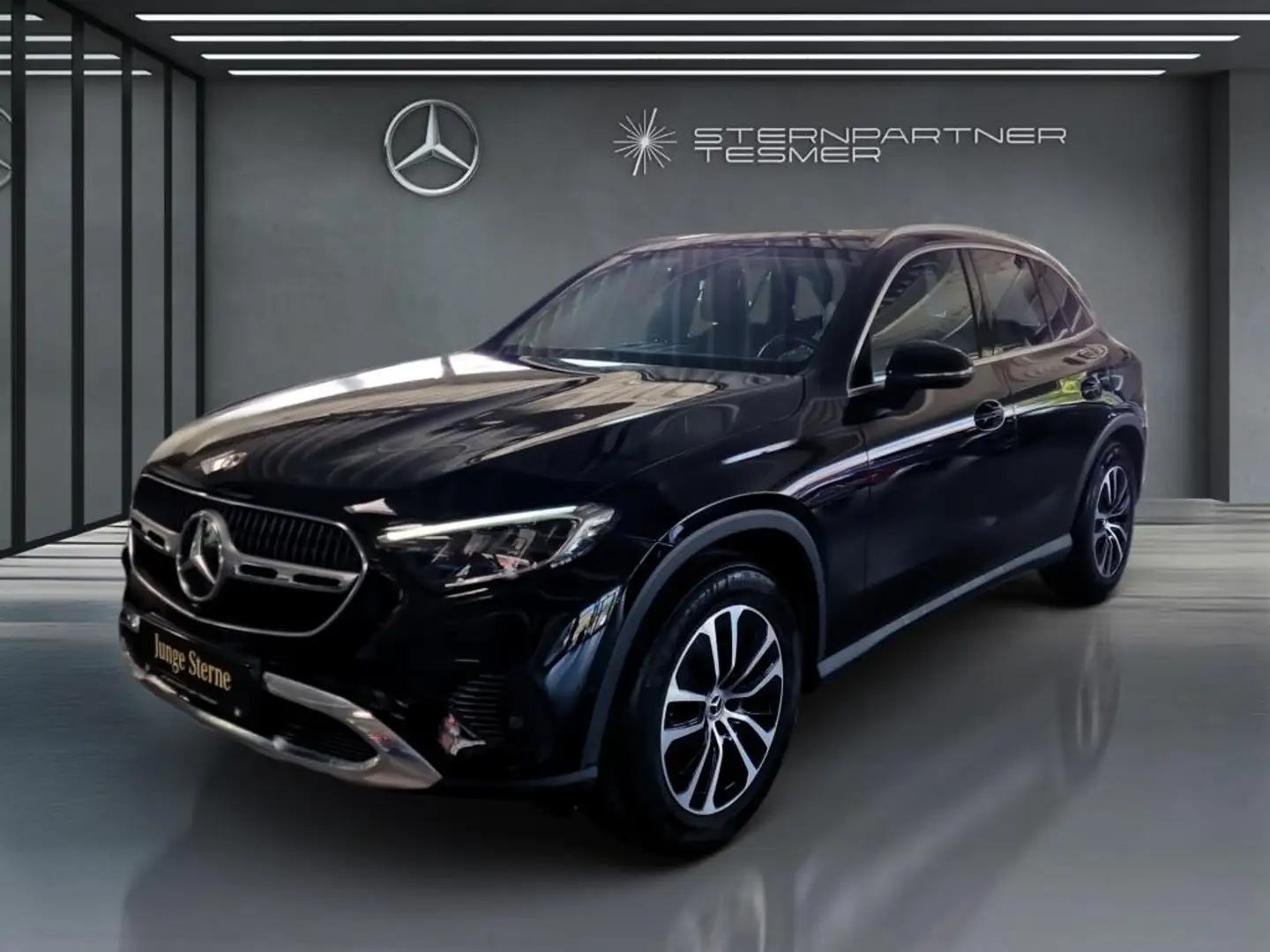 Mercedes-Benz GLC 220 d 4M AVANTGARDE+DIST+TOTW+PANO+SOUND+AHK Schwarz - 2