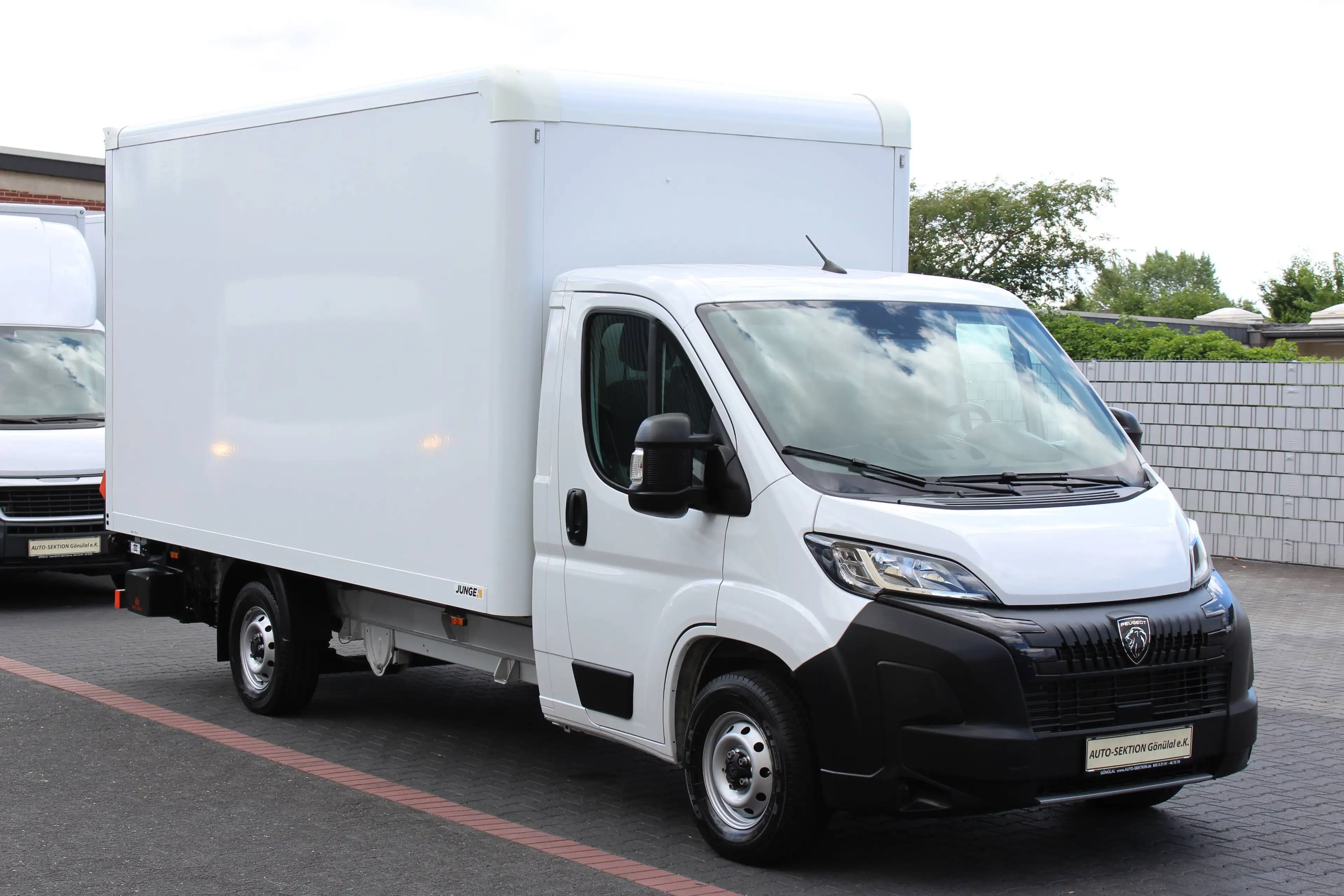 Peugeot Boxer 35 L4 140 Koffer LBW *Kamera*Tempomat*Navi