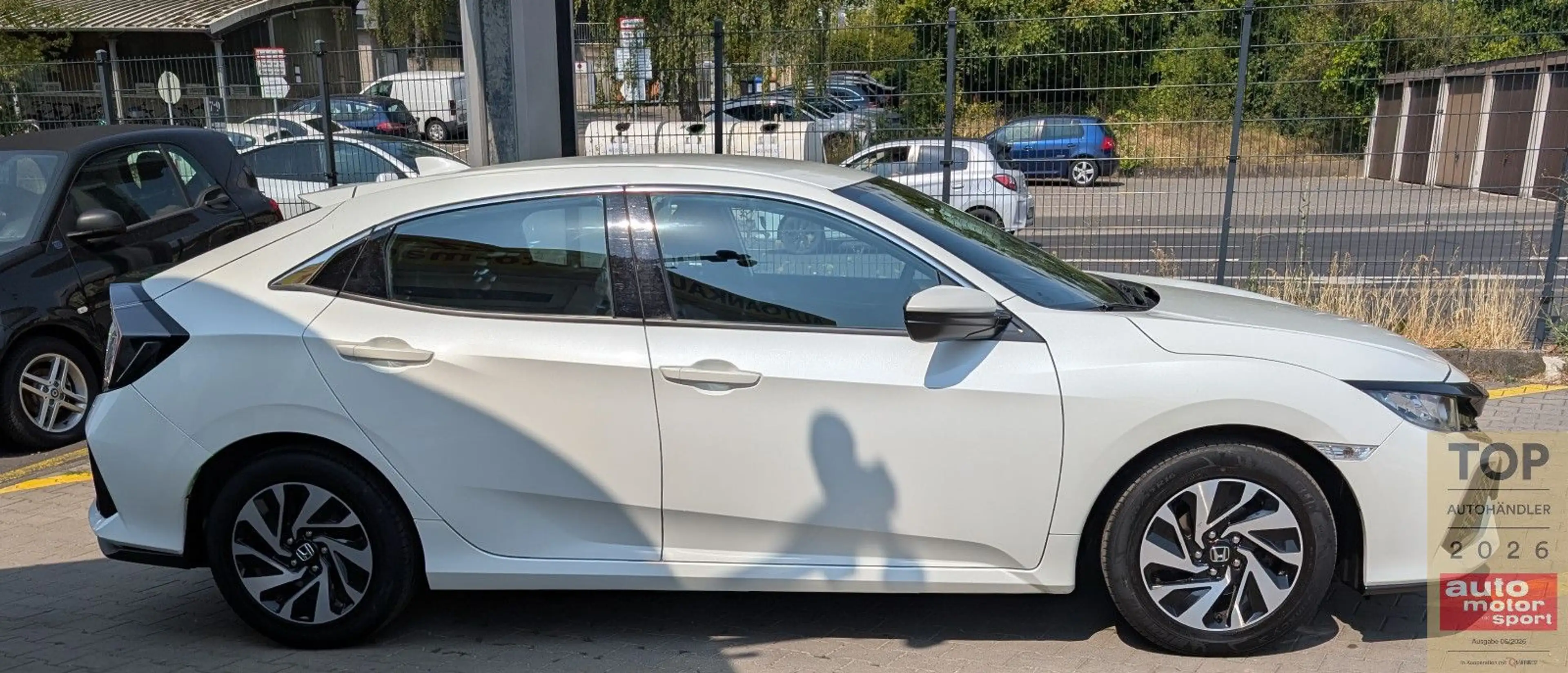Honda Civic Lim. 1.0 VTEC*2.Hand*ACC*PDC*Shz*Assist* — photo 4