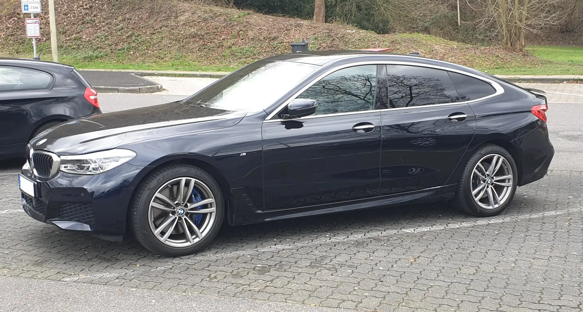 BMW 640 6er Gran Turismo Diesel 640d xDrive M-Sportpacket Blau - 2