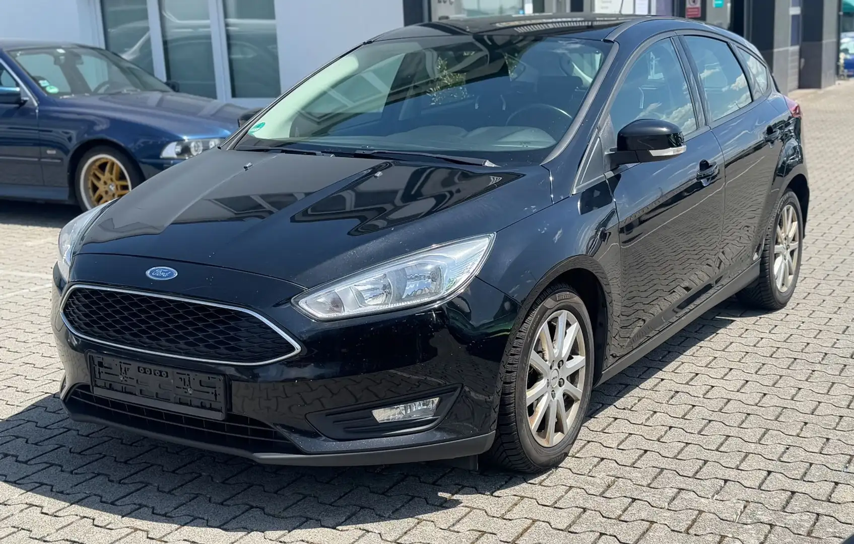 Ford Focus Lim. 1.5 Diesel*Navi*PDC*1.HD Schwarz - 1
