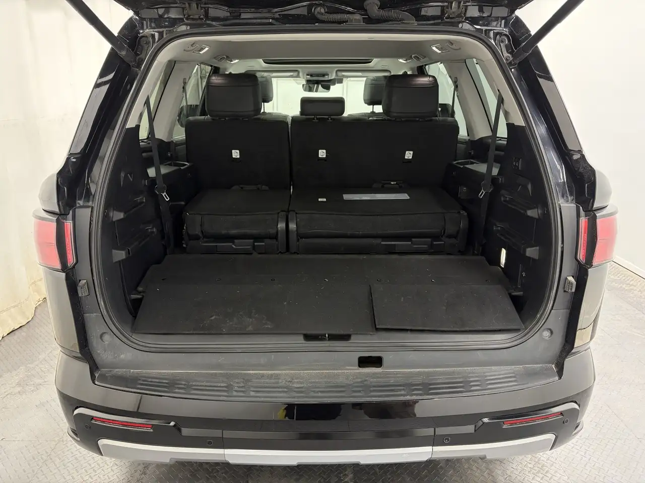 Toyota Sequoia снимка Toyota Sequoia