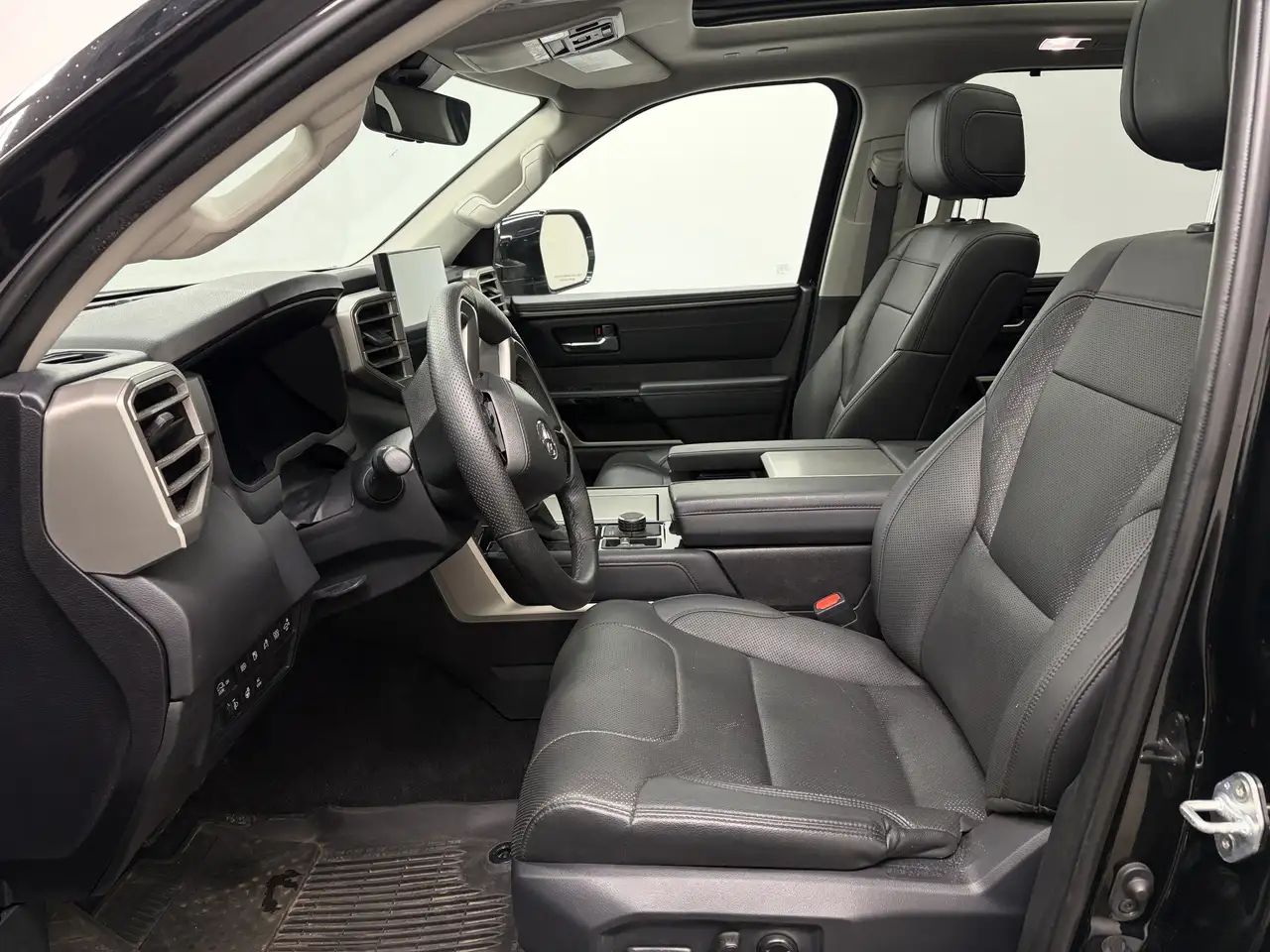 Toyota Sequoia снимка Toyota Sequoia
