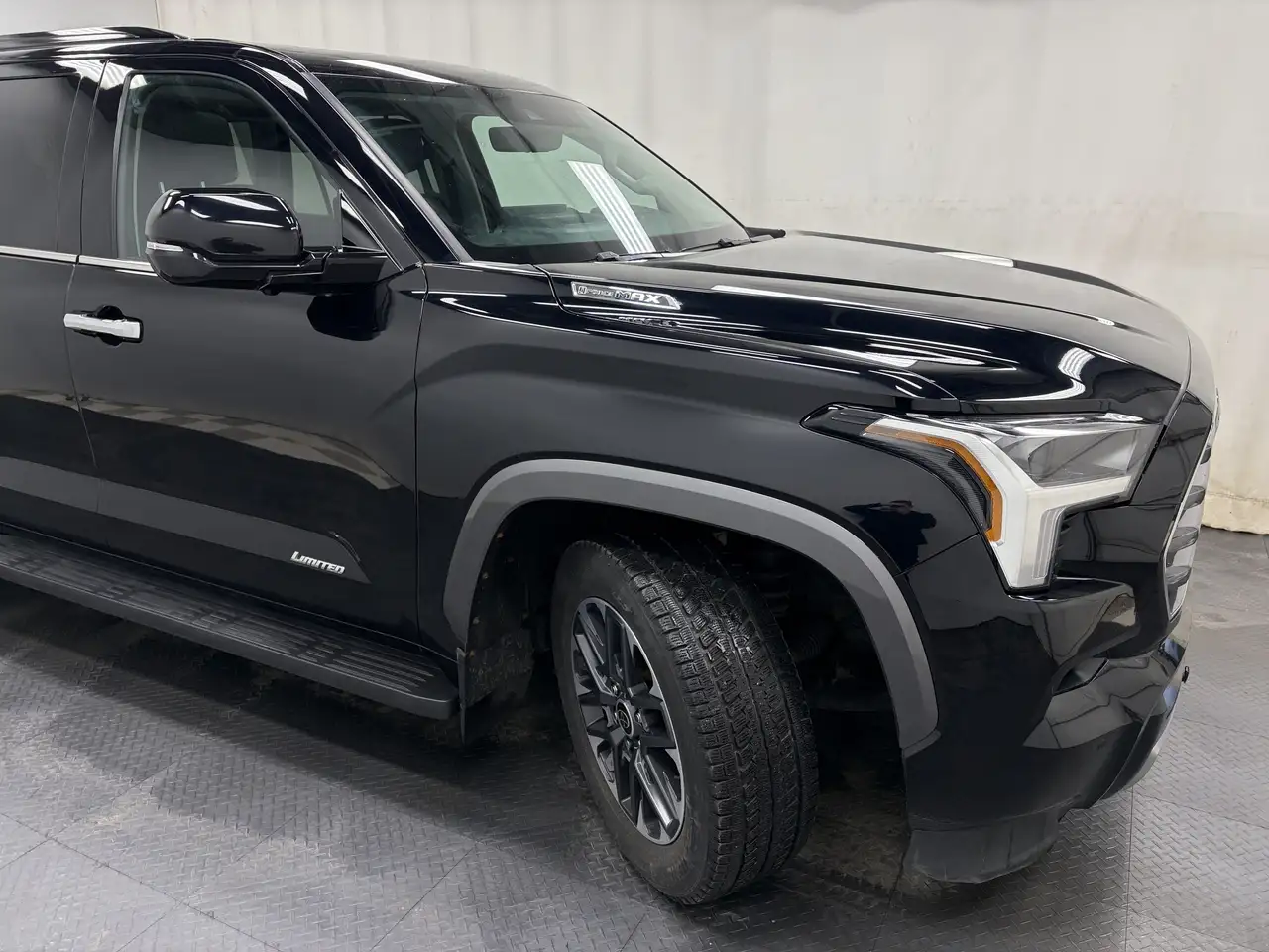 Toyota Sequoia снимка Toyota Sequoia