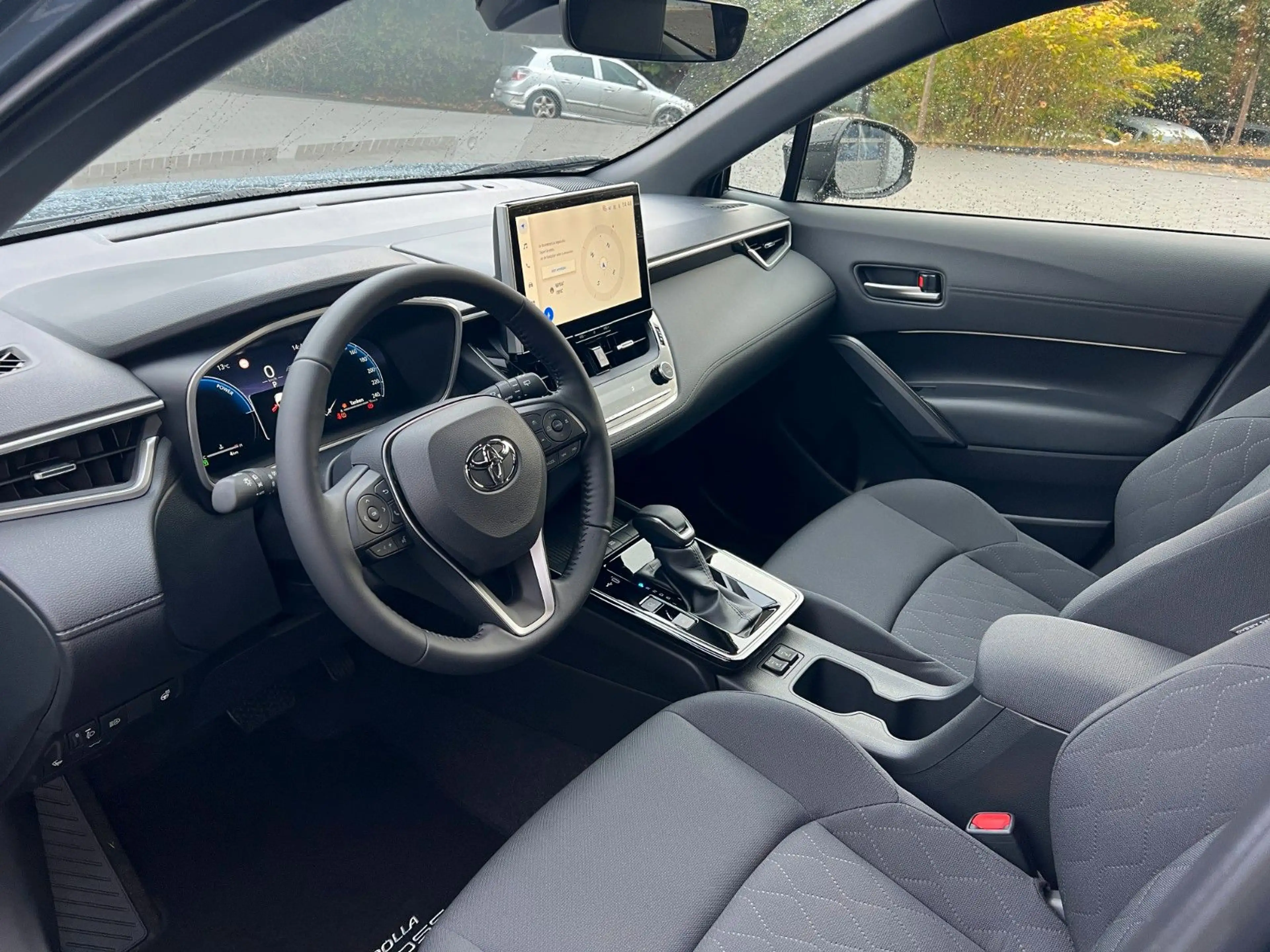 Toyota Corolla Cross 1.8 Hybrid STYLE FACELIFT *SOFORT* — photo 9