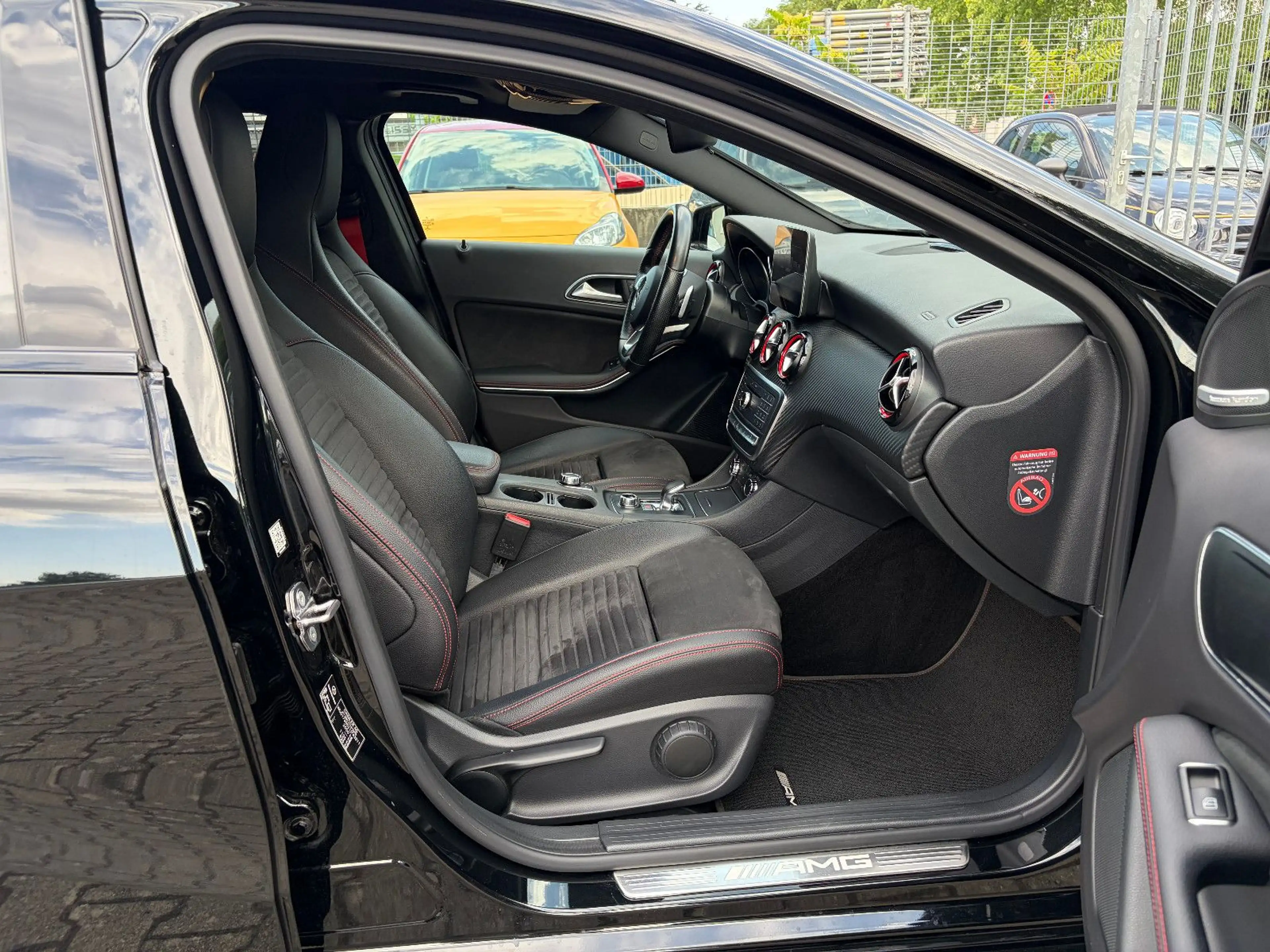 Mercedes-Benz A 45 AMG /Navi/Pano/Harman-Kardon/Night-Paket — photo 11
