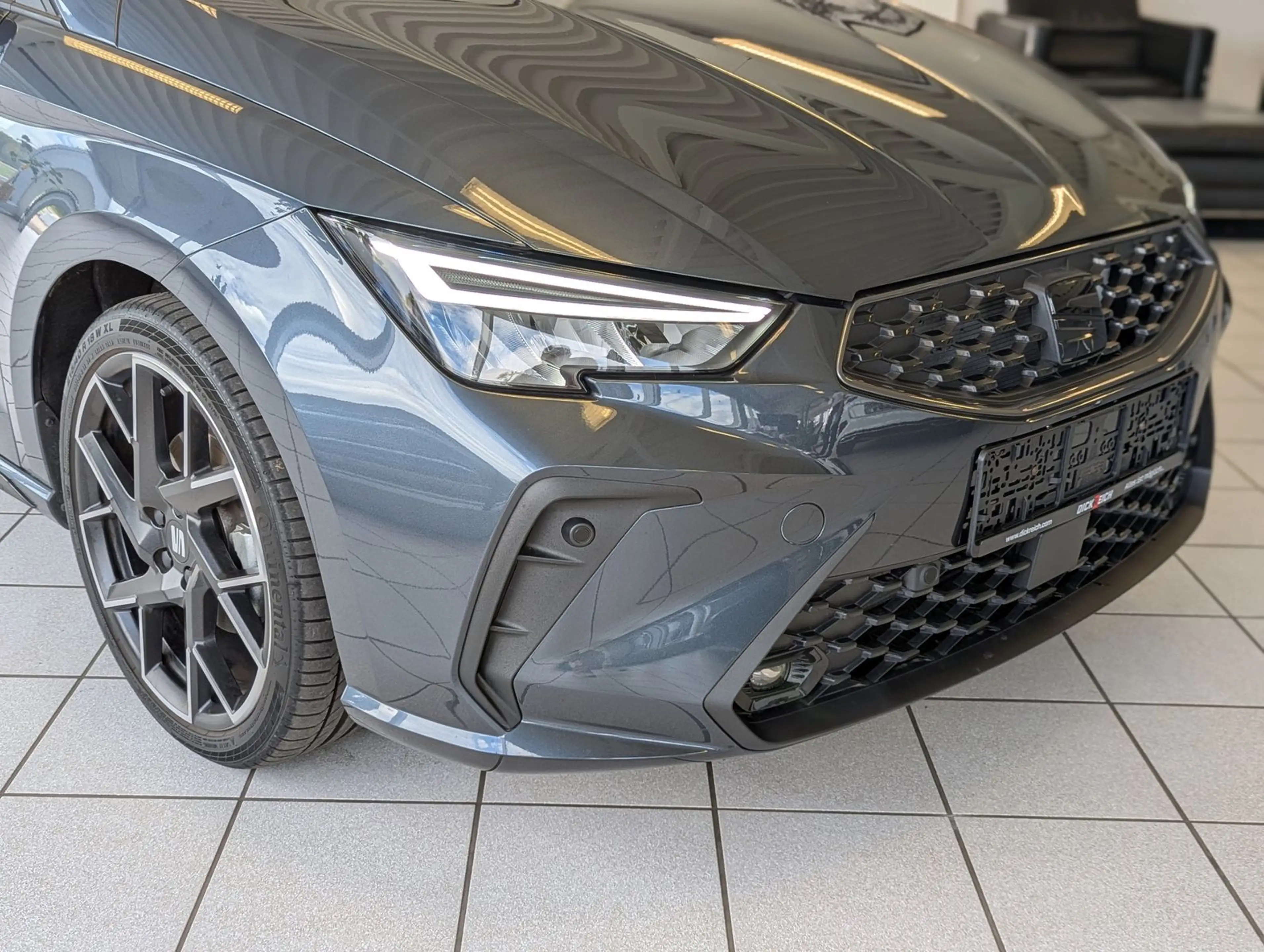 SEAT Ibiza 1.0 TSI FR Black Edition Navi ACC LED 18" — photo 9