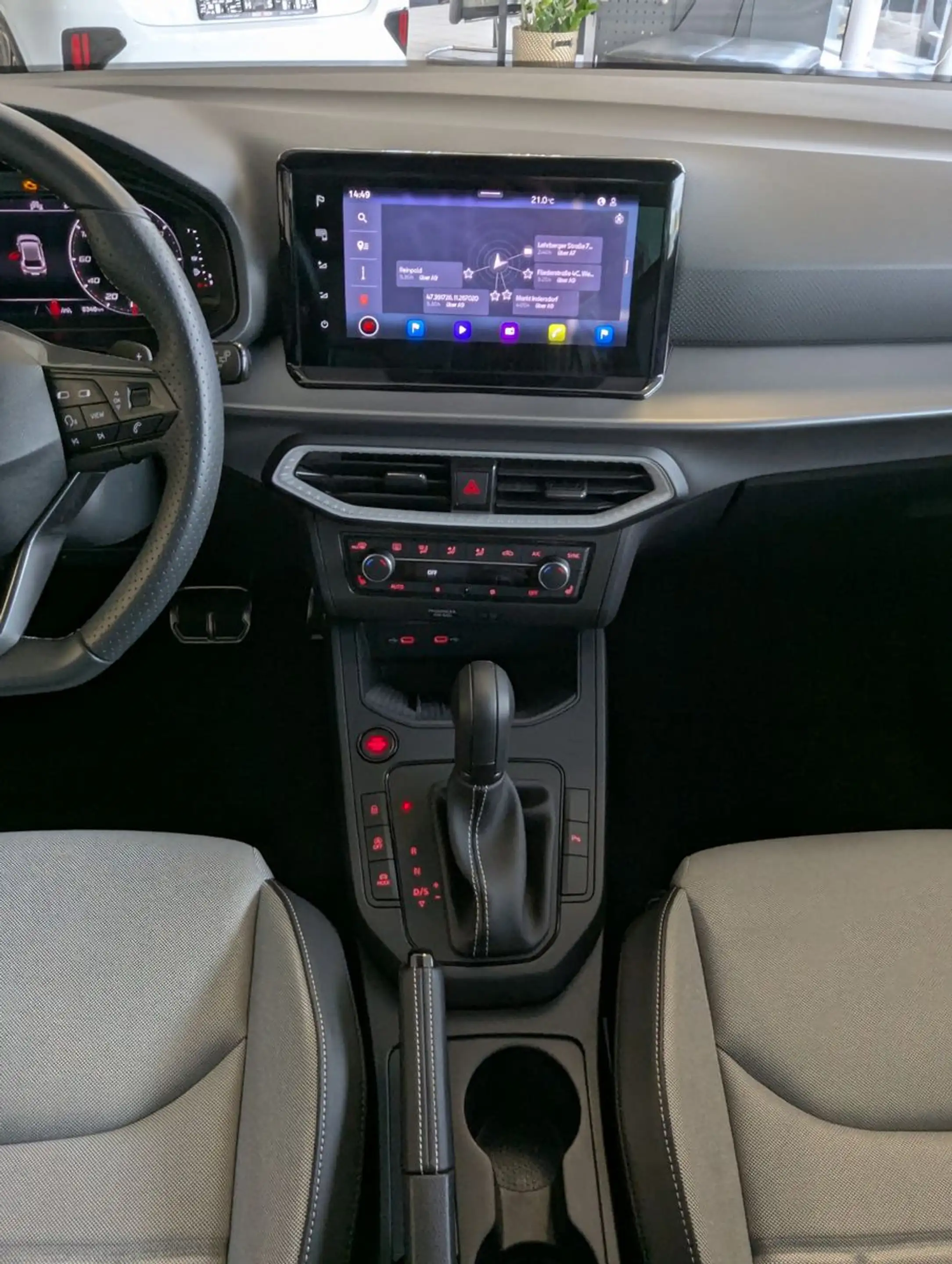 SEAT Ibiza 1.0 TSI FR Black Edition Navi ACC LED 18" — photo 20