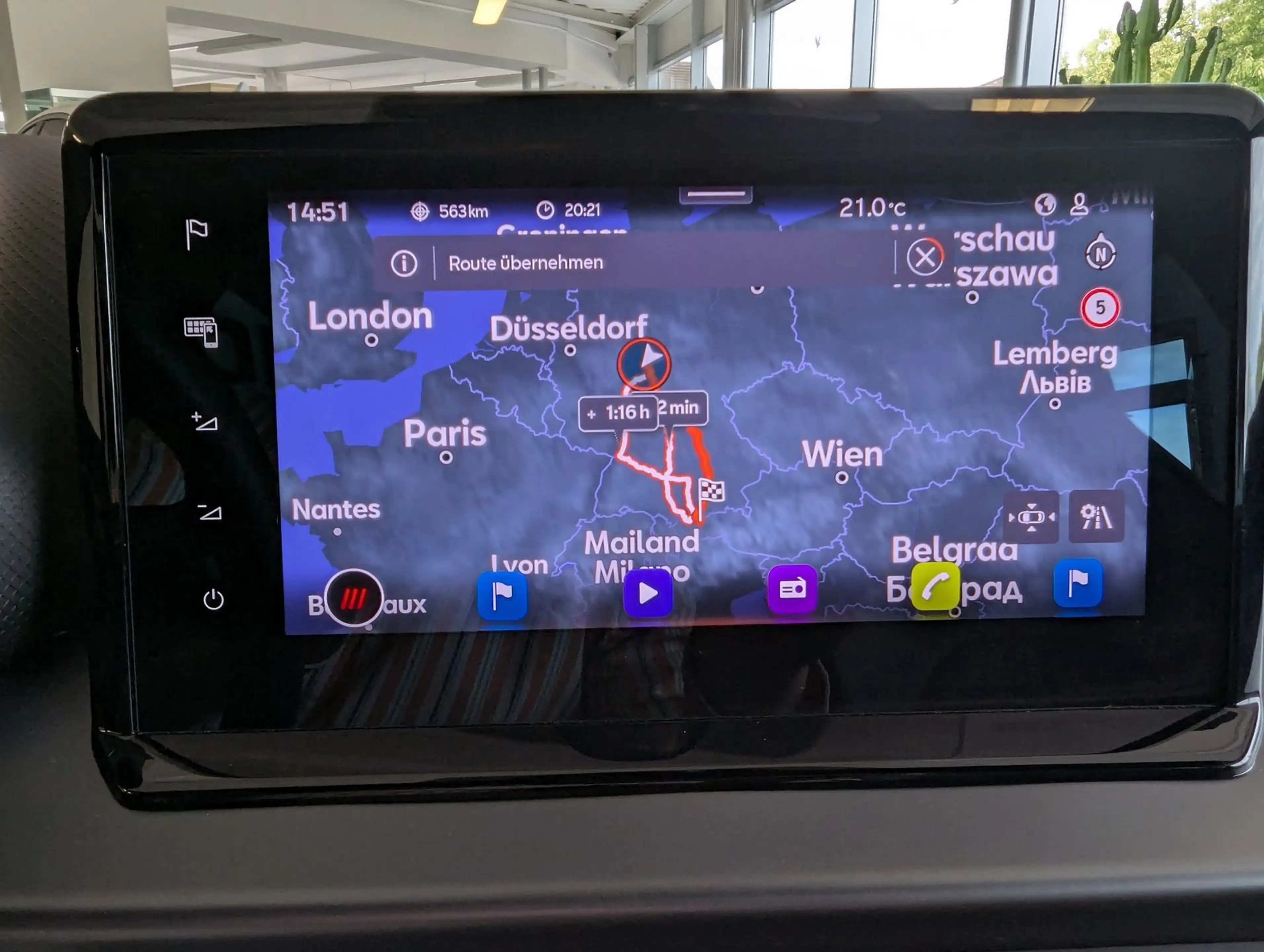 SEAT Ibiza 1.0 TSI FR Black Edition Navi ACC LED 18" — photo 25