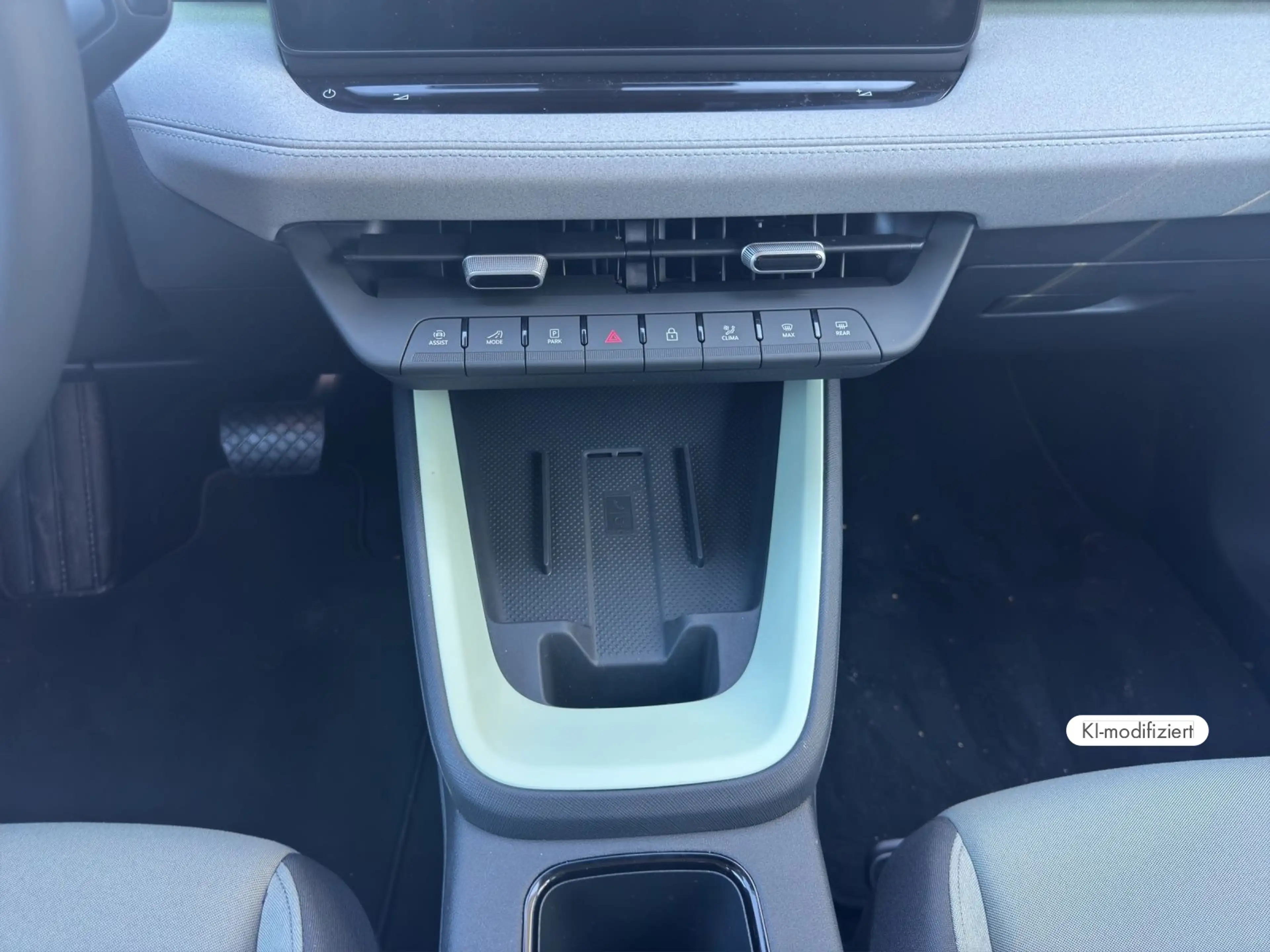 Skoda Epiq Edition Eins 210 PS Design Selection Loft M — photo 11