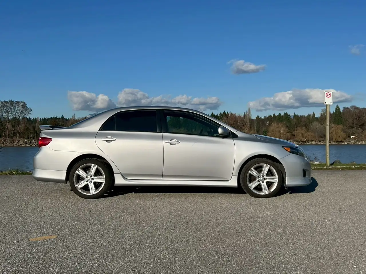 Toyota Corolla снимка Toyota Corolla