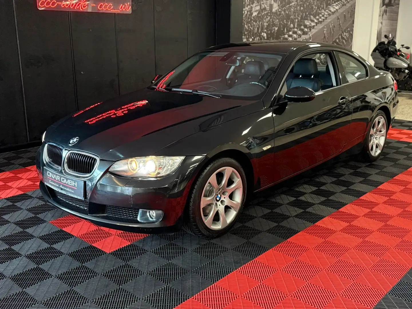 BMW 320 d Coupe (NAVI-PROF/XENON/TEILLEDER/... Schwarz - 1