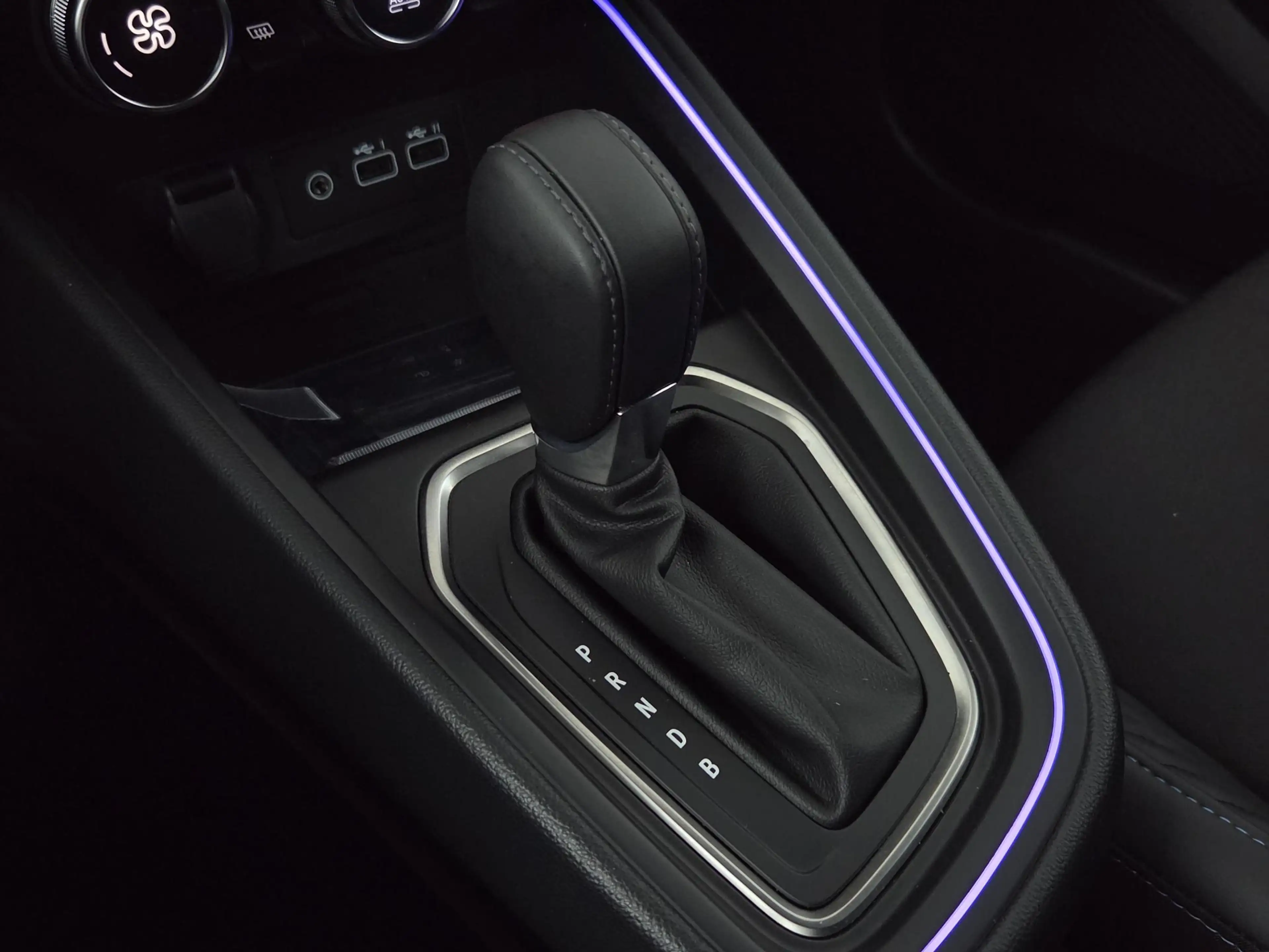 Renault Clio 1.6 E-Tech Full Hybrid 145 esprit Alpine | Pack Wi — photo 37