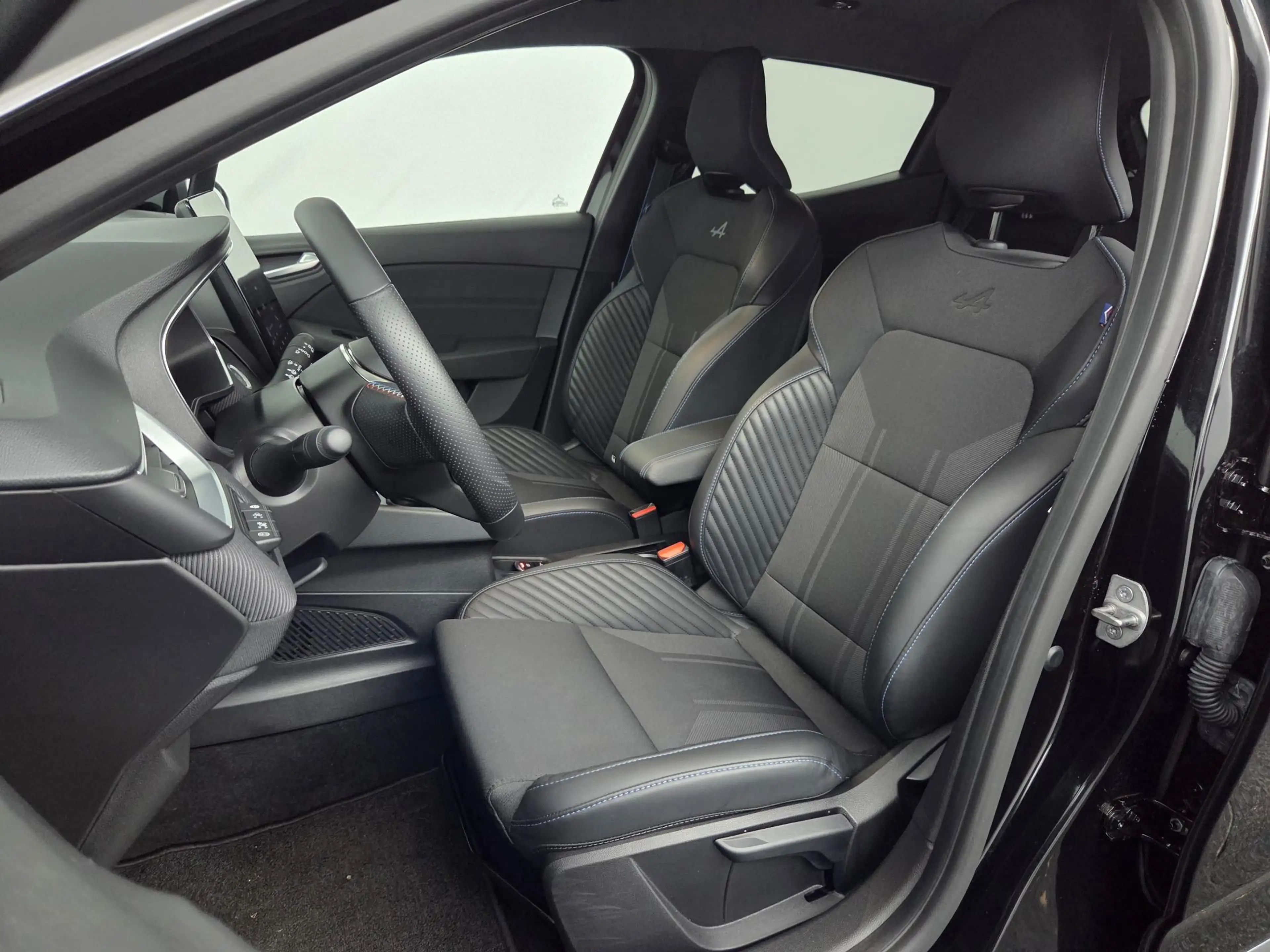 Renault Clio 1.6 E-Tech Full Hybrid 145 esprit Alpine | Pack Wi — photo 7