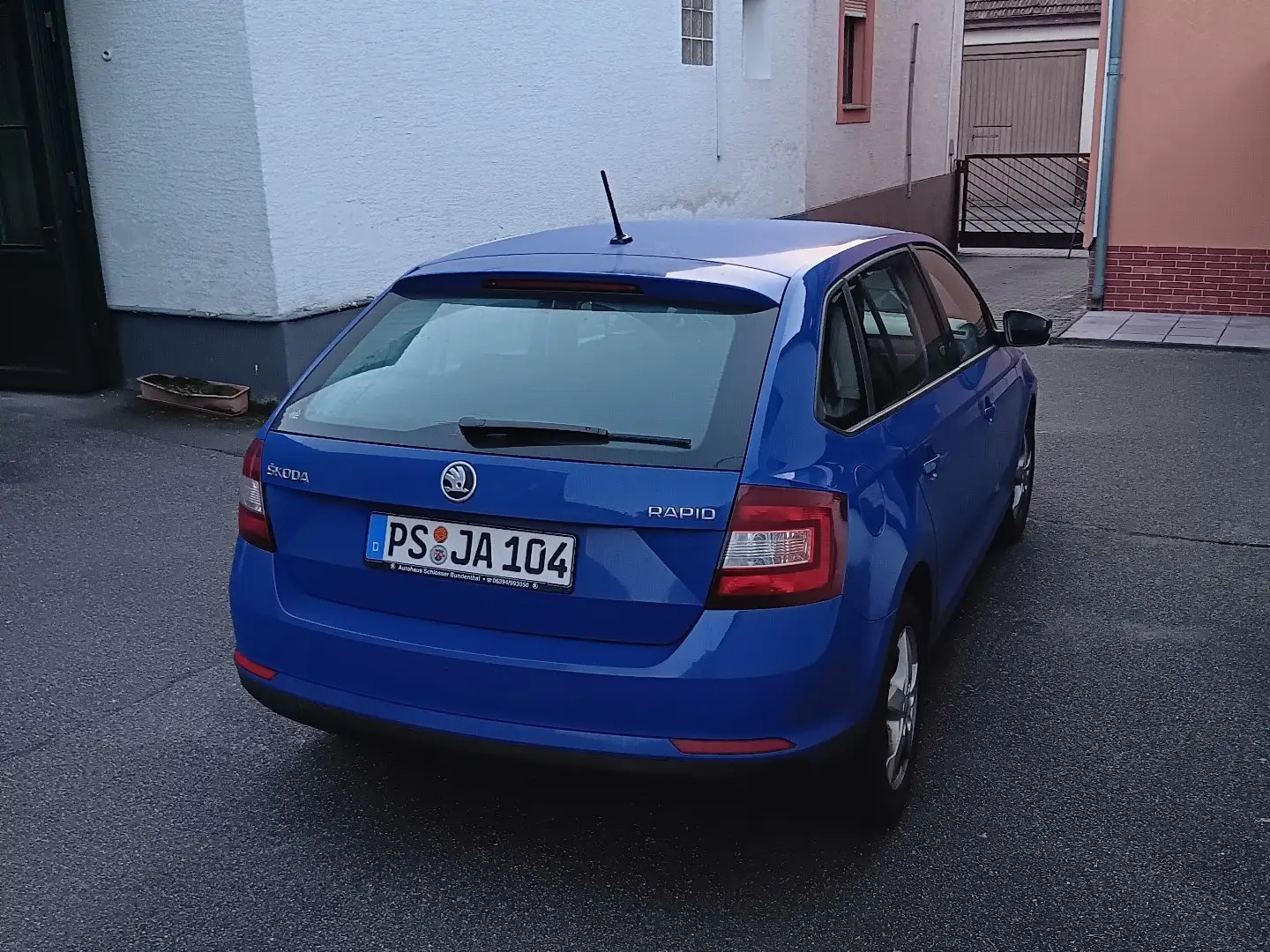 Skoda Rapid/Spaceback Rapid Spaceback 1.0 TSI Cool Edition - 2