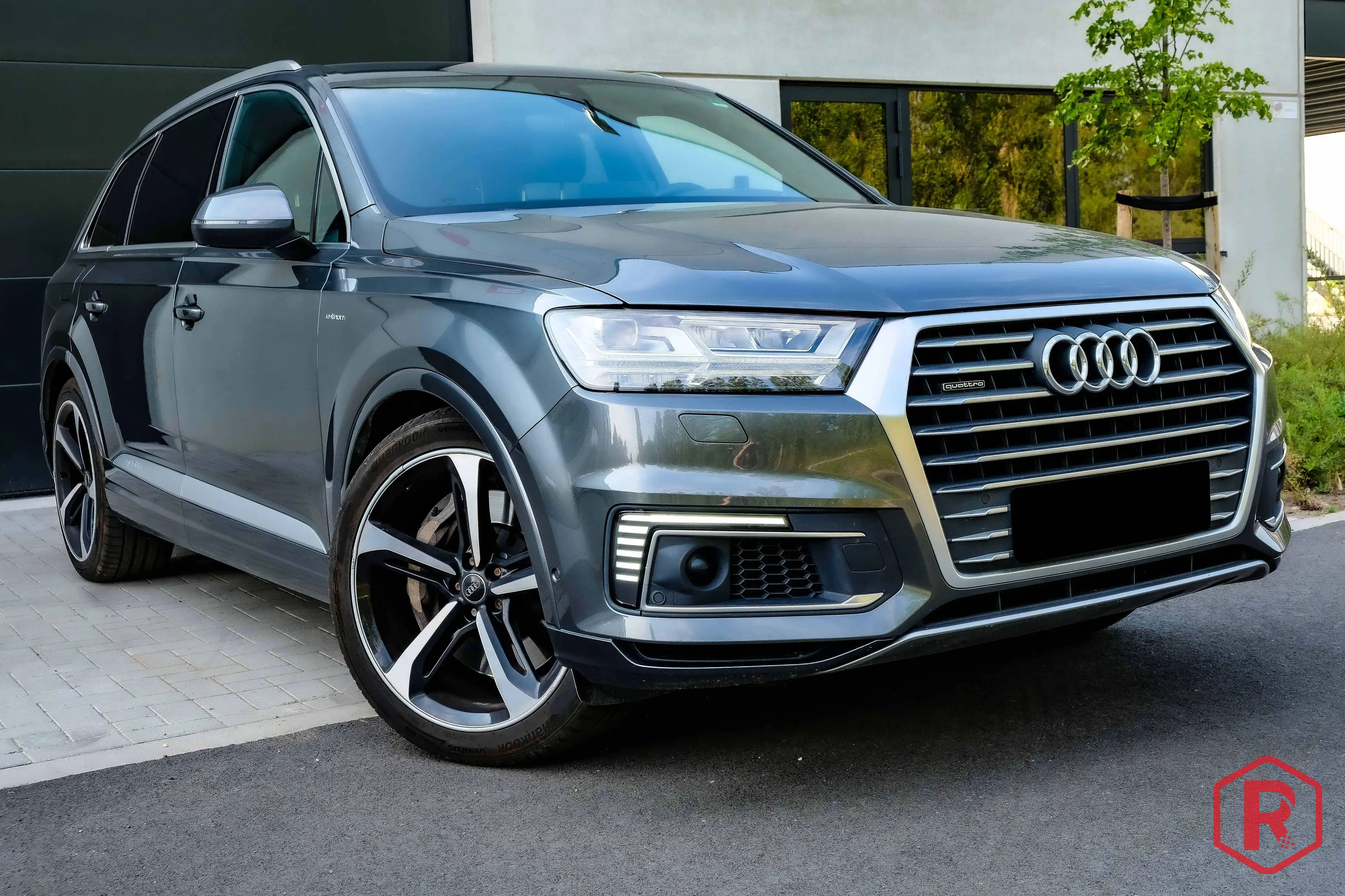 Audi Q7 e-tron 3.0 TDi V6 Quattro S line BTWwagen 1Eigenaar Historiek — photo 6