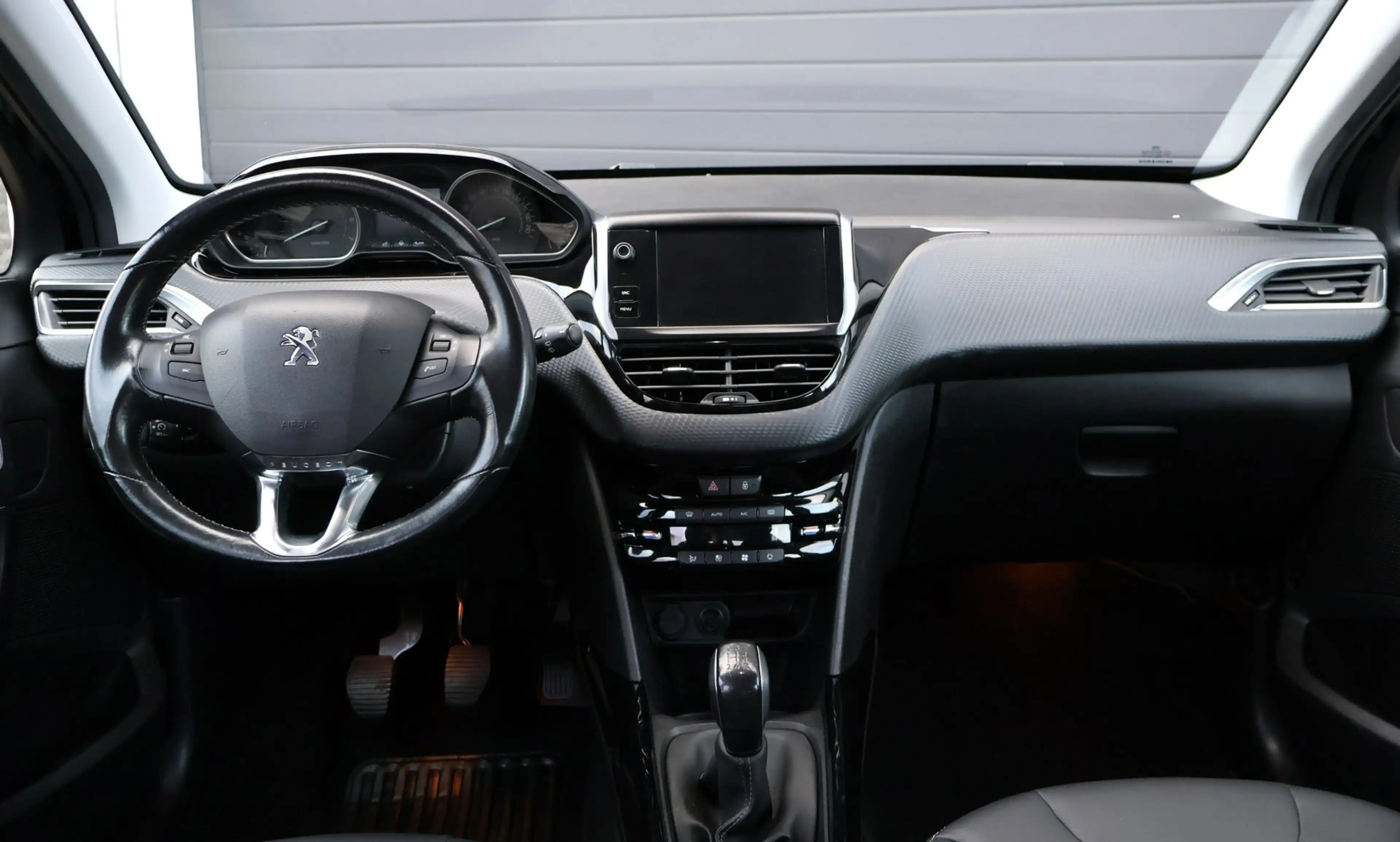 Peugeot 2008 1.2 PureTech GT-line Navi/Camera/Leder/PDC/Dealer — photo 7
